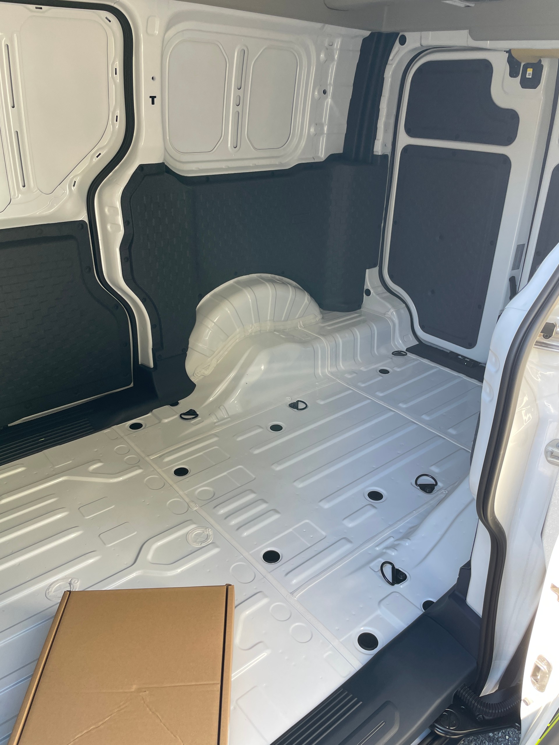 KIA PV5 Cargo 71.2 kWh Plus L2H1 mit 2-Schiebetüren und Wärmepumpe-image-11