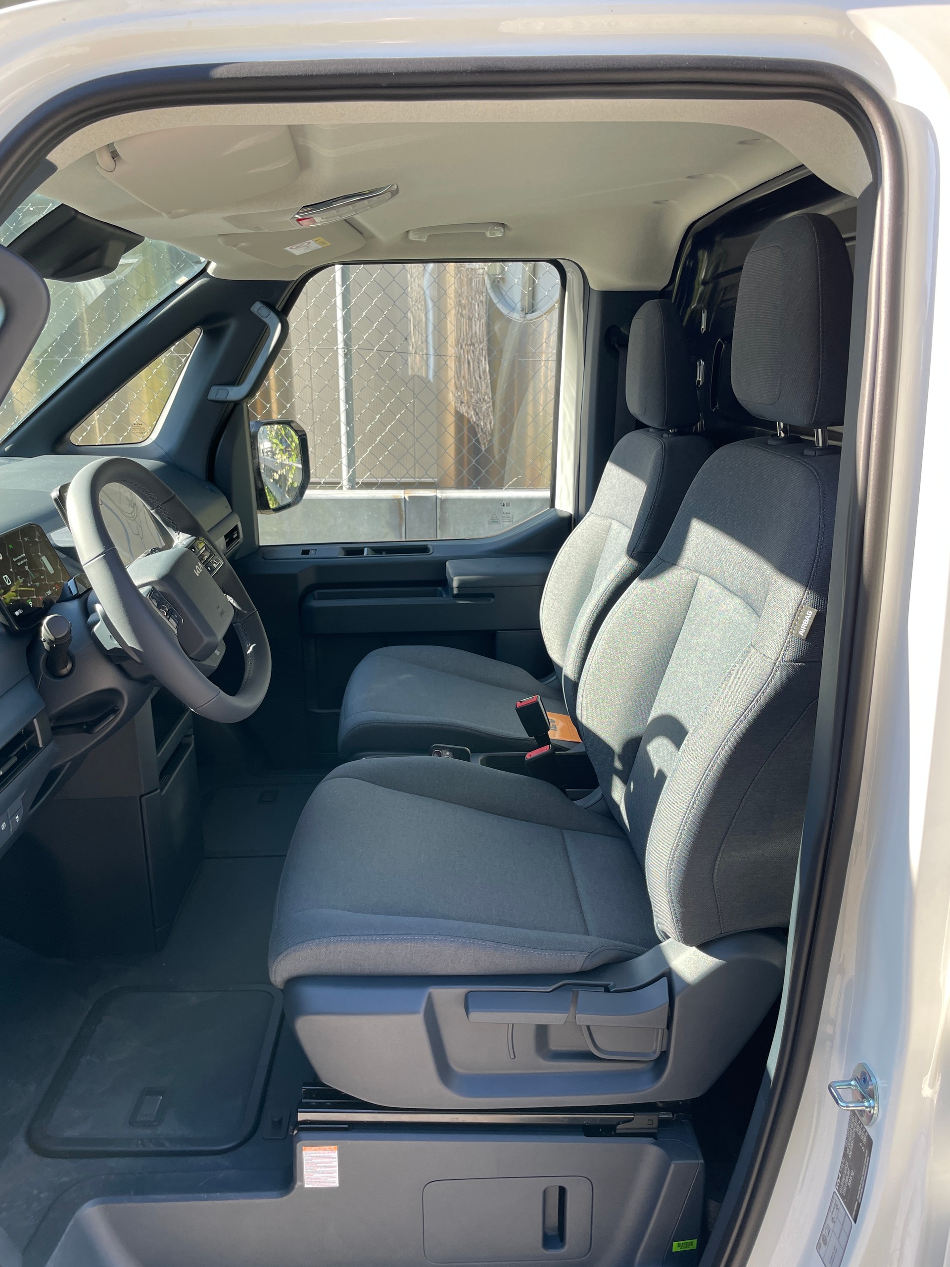 KIA PV5 Cargo 71.2 kWh Plus L2H1 mit 2-Schiebetüren und Wärmepumpe-image-8