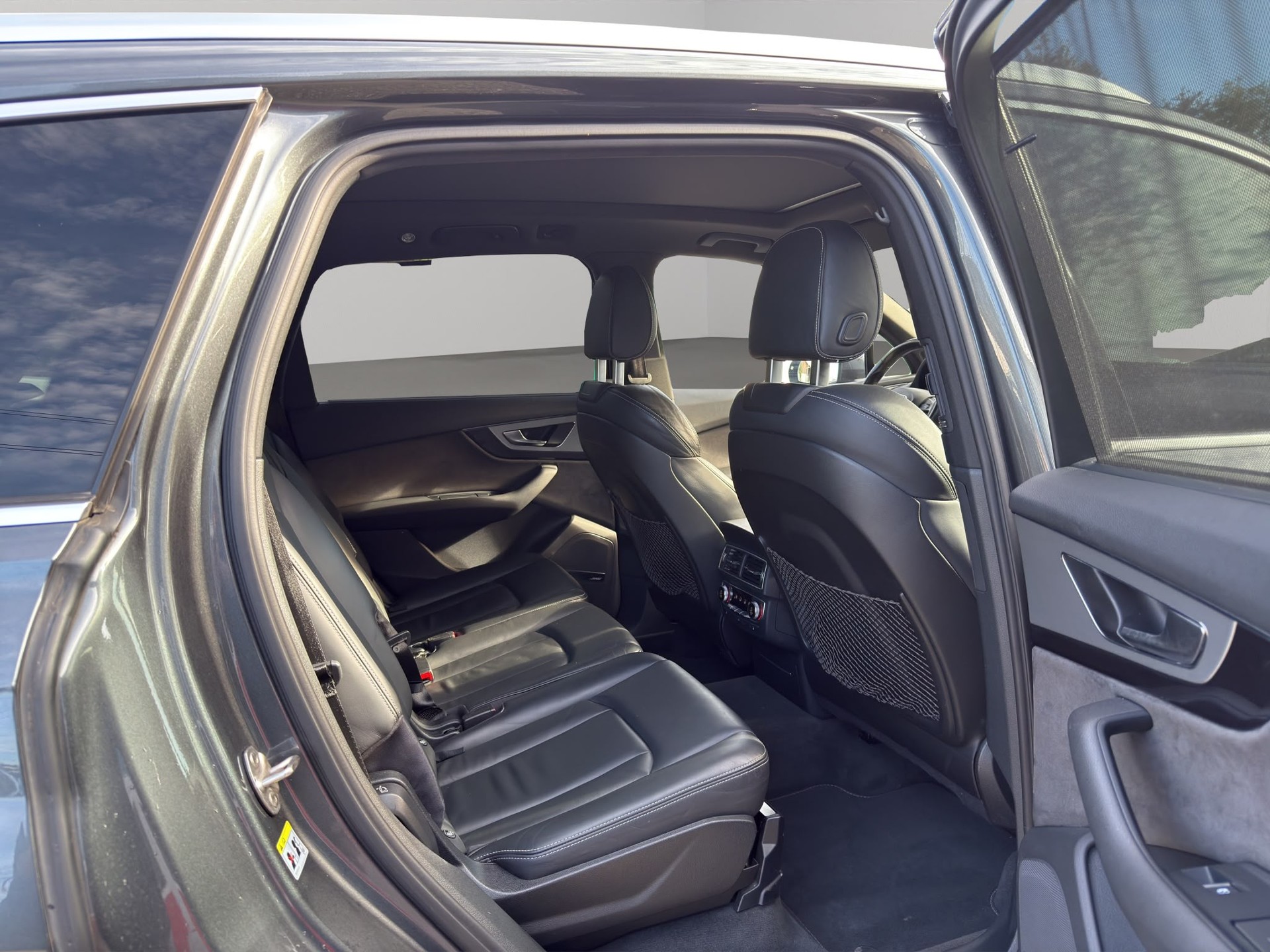 AUDI Q7 3.0 TDI quattro tiptronic-image-9