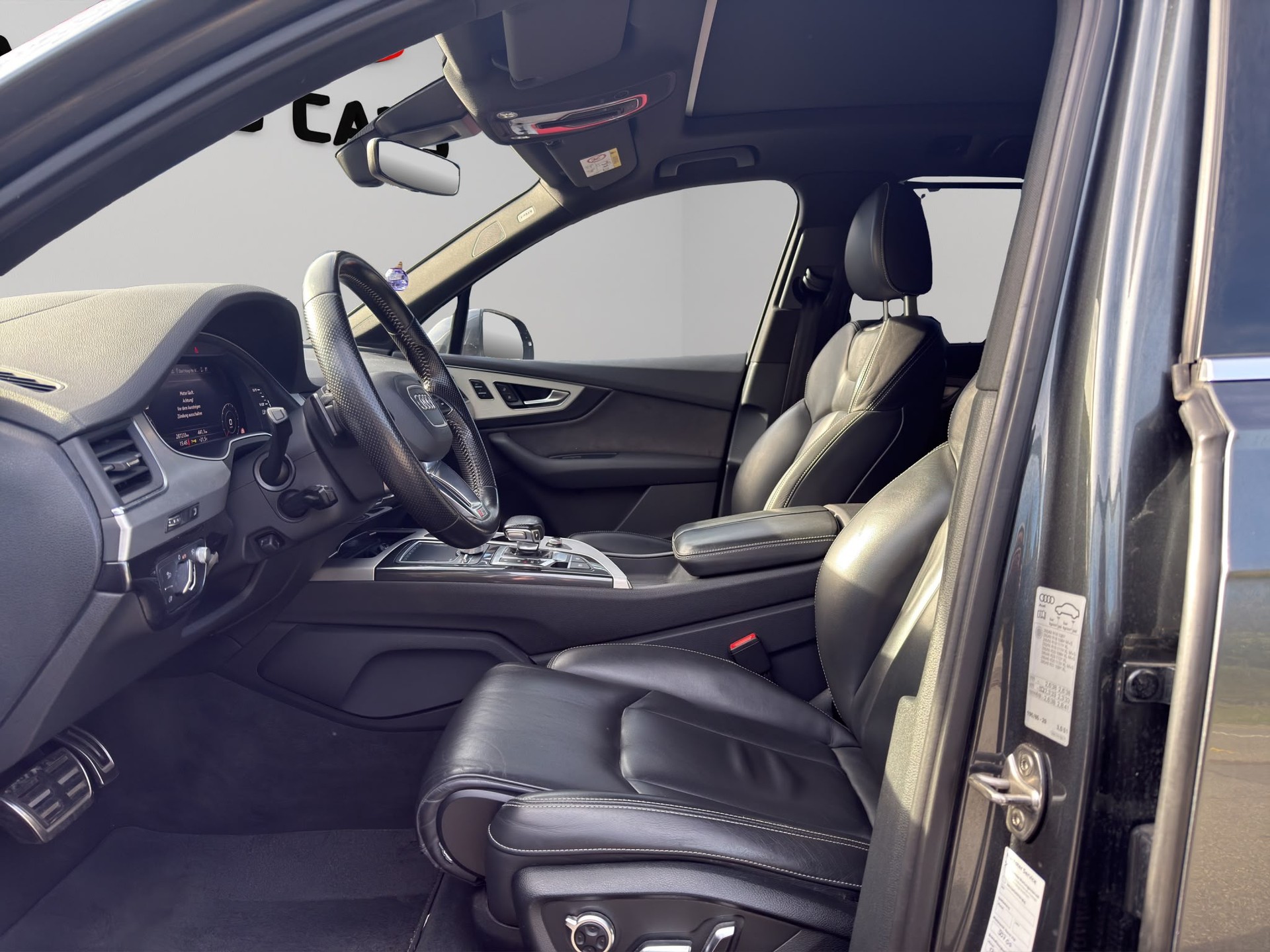 AUDI Q7 3.0 TDI quattro tiptronic-image-11