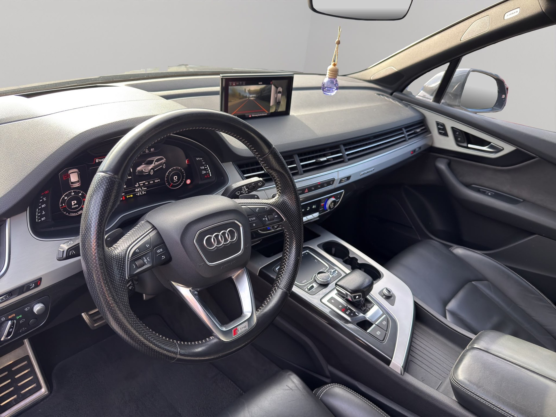 AUDI Q7 3.0 TDI quattro tiptronic-image-14