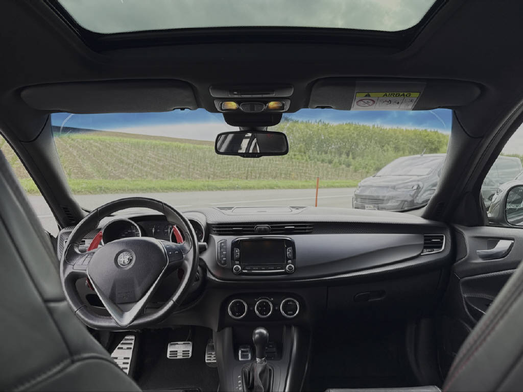 ALFA ROMEO Giulietta 1750 TBi Veloce TCT-showroom-element-2