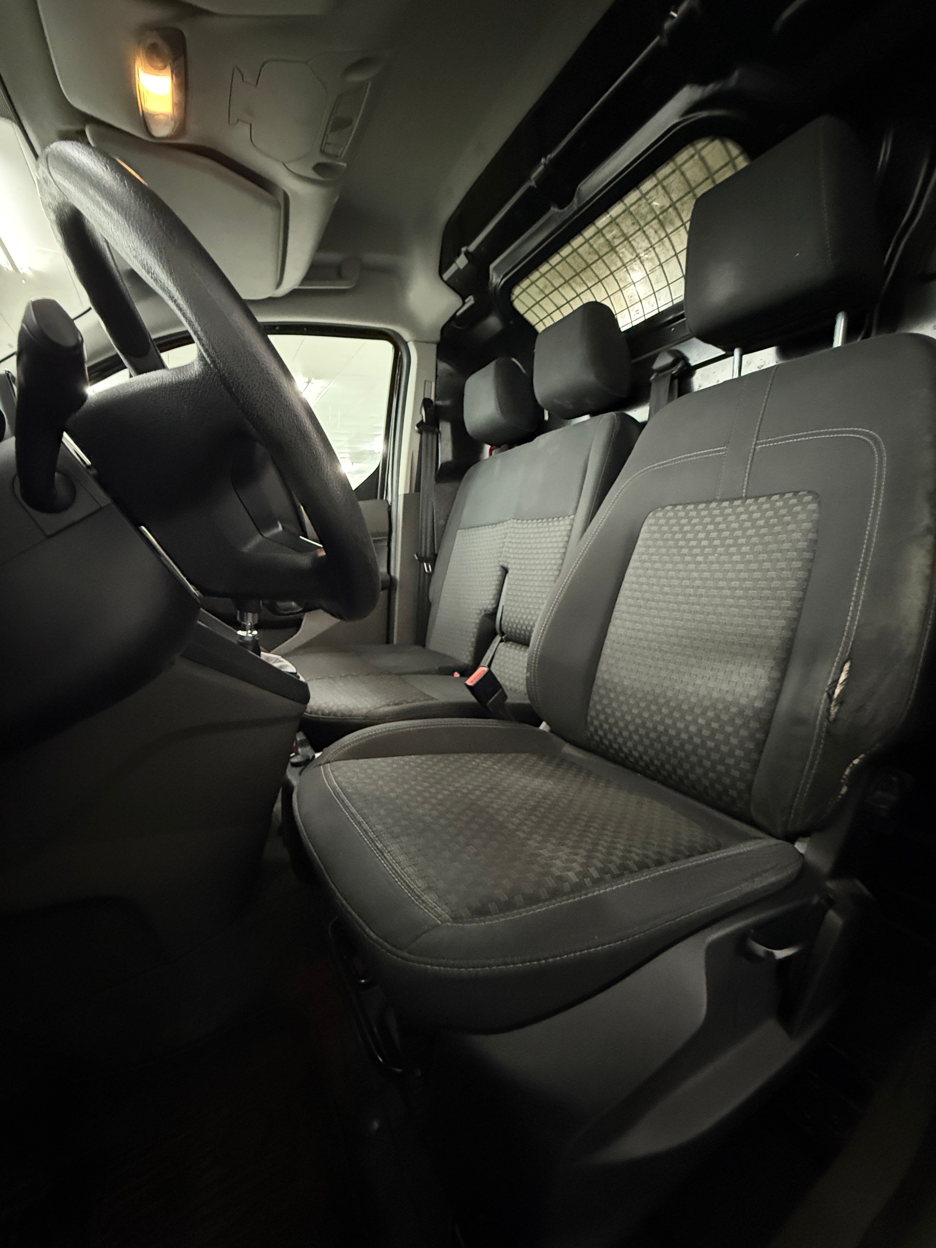 FORD Transit Connect Van T220 1.5 EcoBlue Trend-image-7