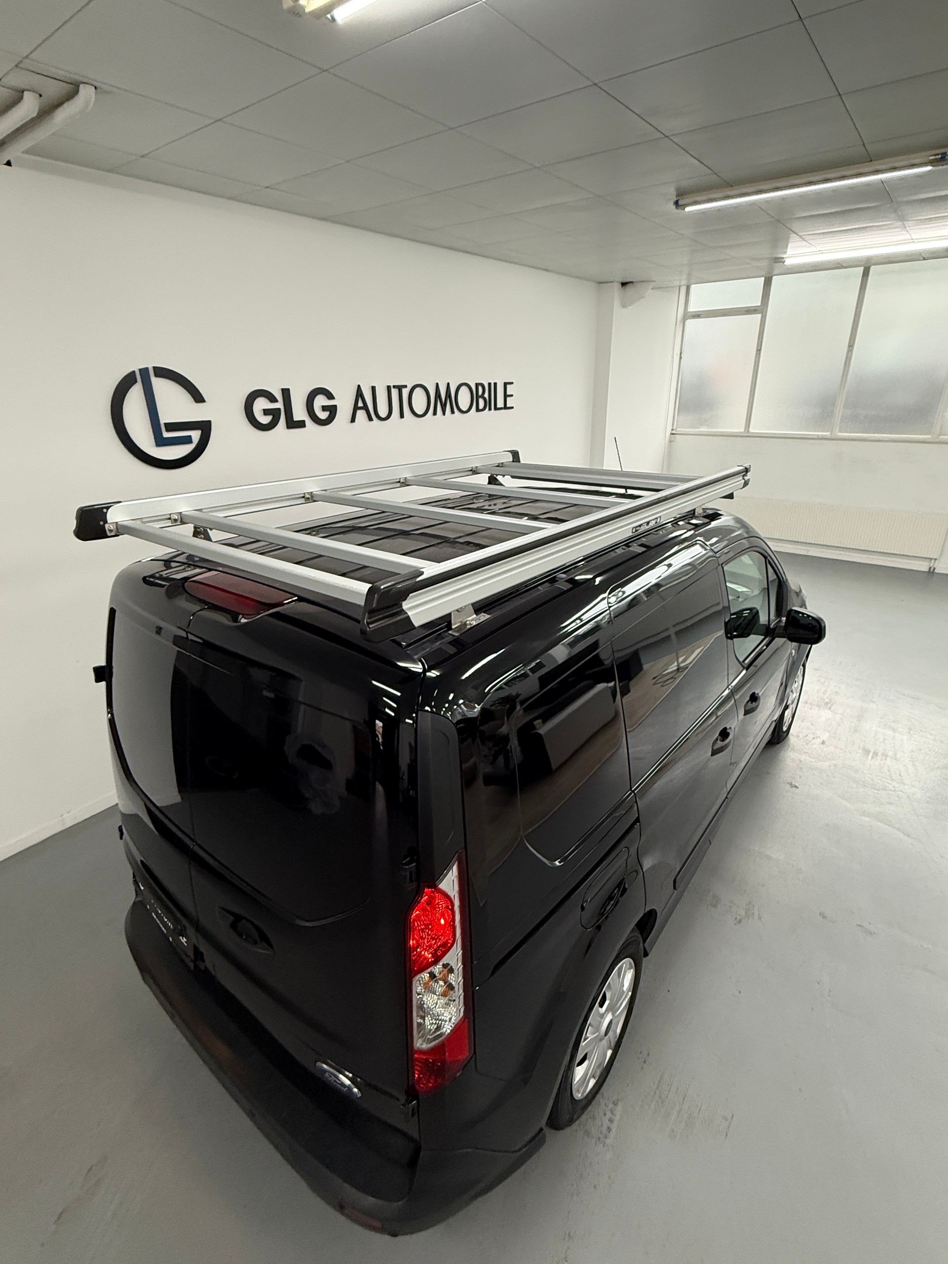 FORD Transit Connect Van T220 1.5 EcoBlue Trend-image-11