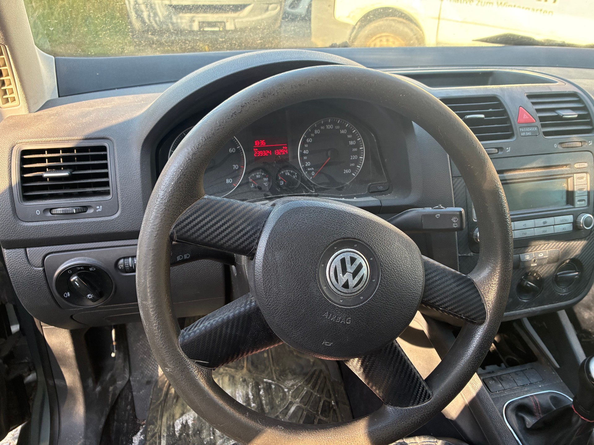 VW Golf 1.6 Sportline-image-7