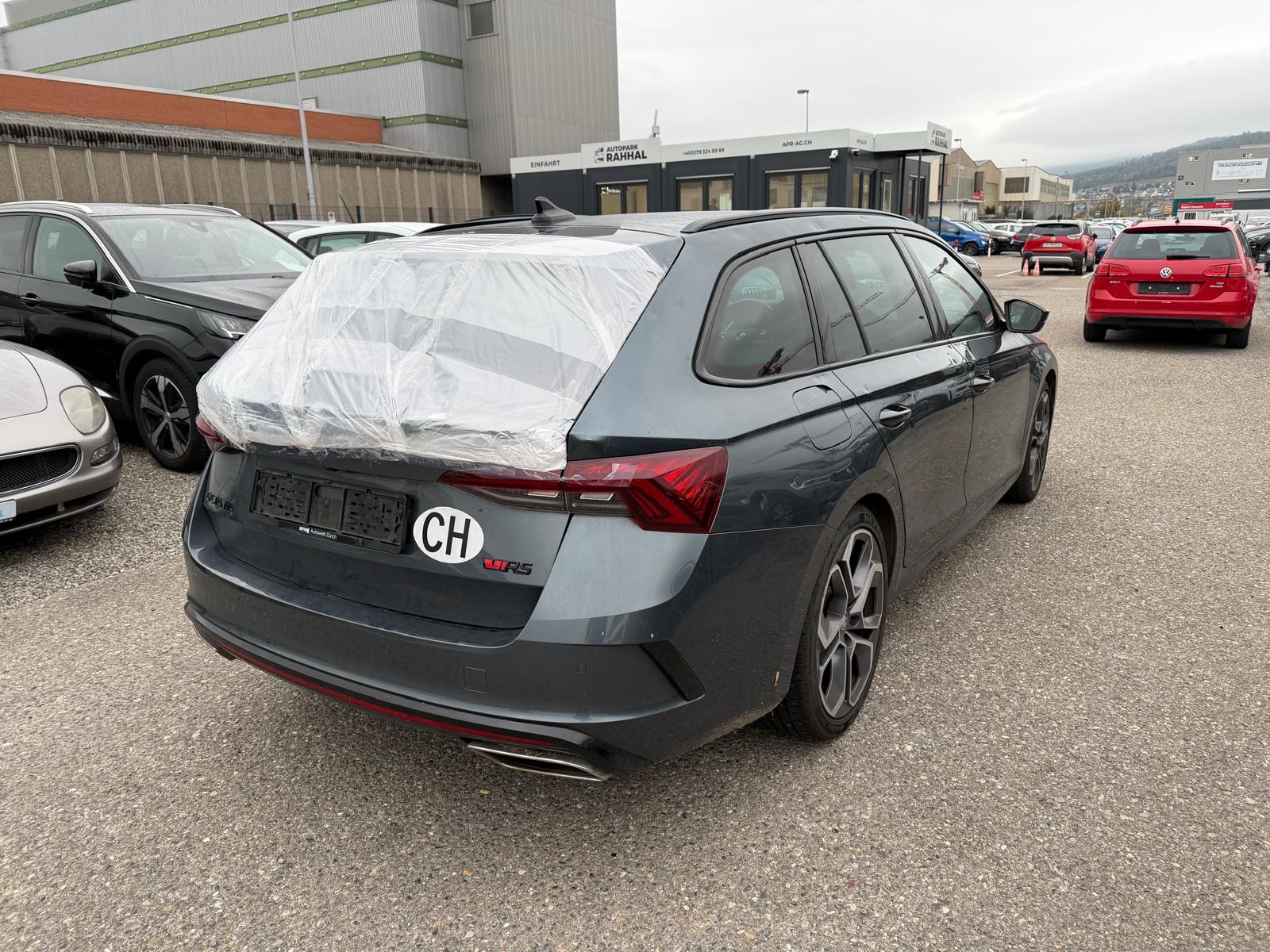 SKODA Octavia Combi 2.0 TSI RS DSG-image-4