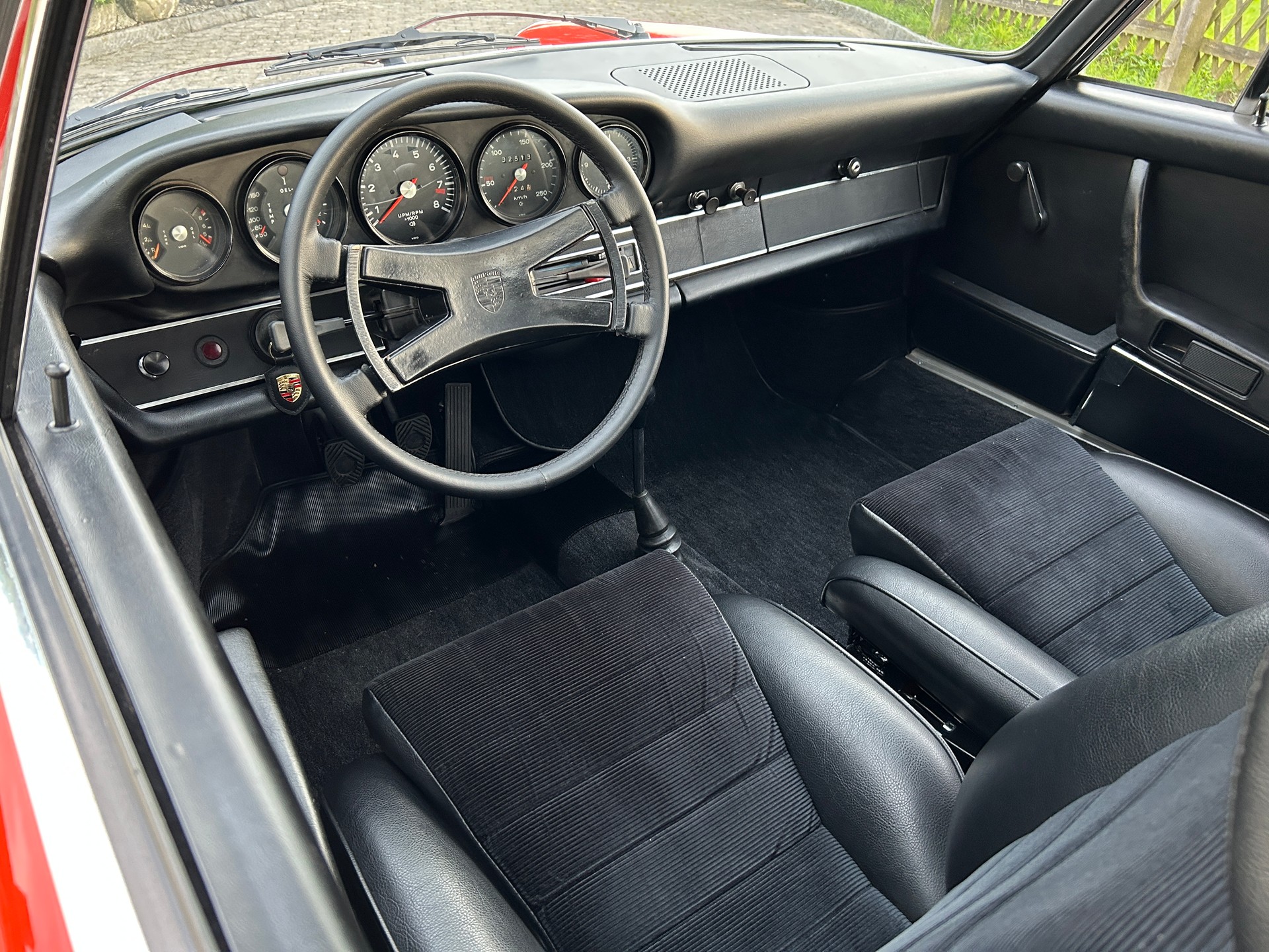 PORSCHE 2,4 S Coupé ( Oelklappe)-image-9