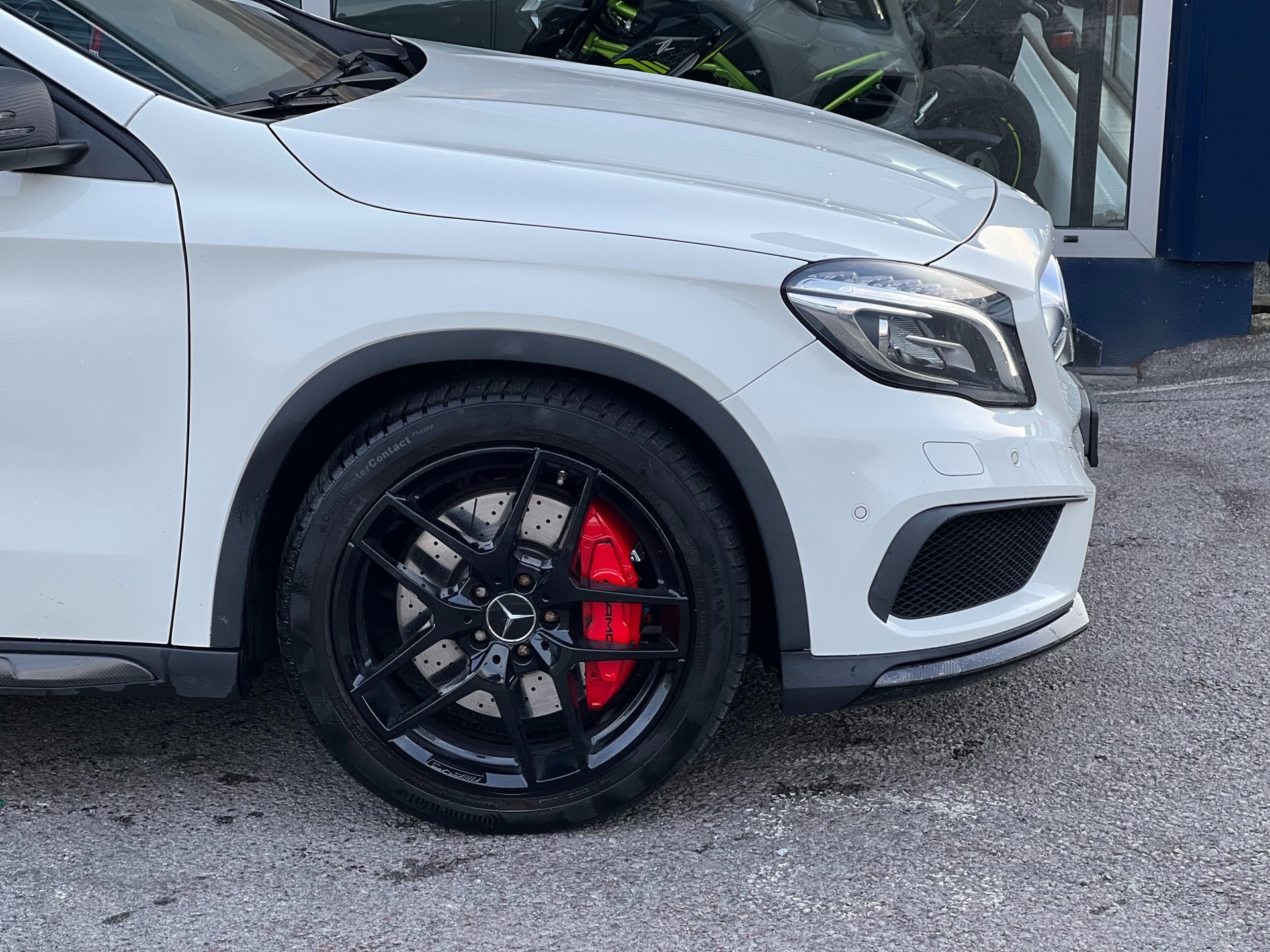 MERCEDES-BENZ GLA 45 AMG 4Matic 7G-DCT-image-13