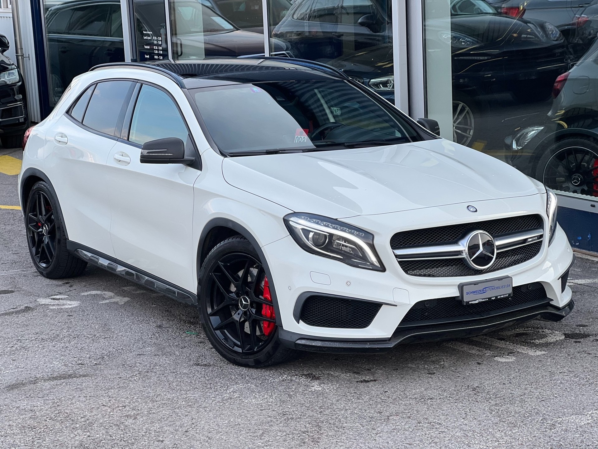 MERCEDES-BENZ GLA 45 AMG 4Matic 7G-DCT-image-1
