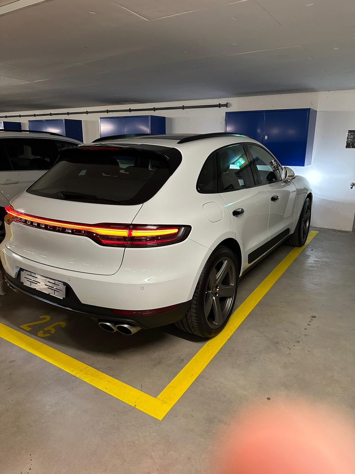 PORSCHE Macan S PDK-image-3