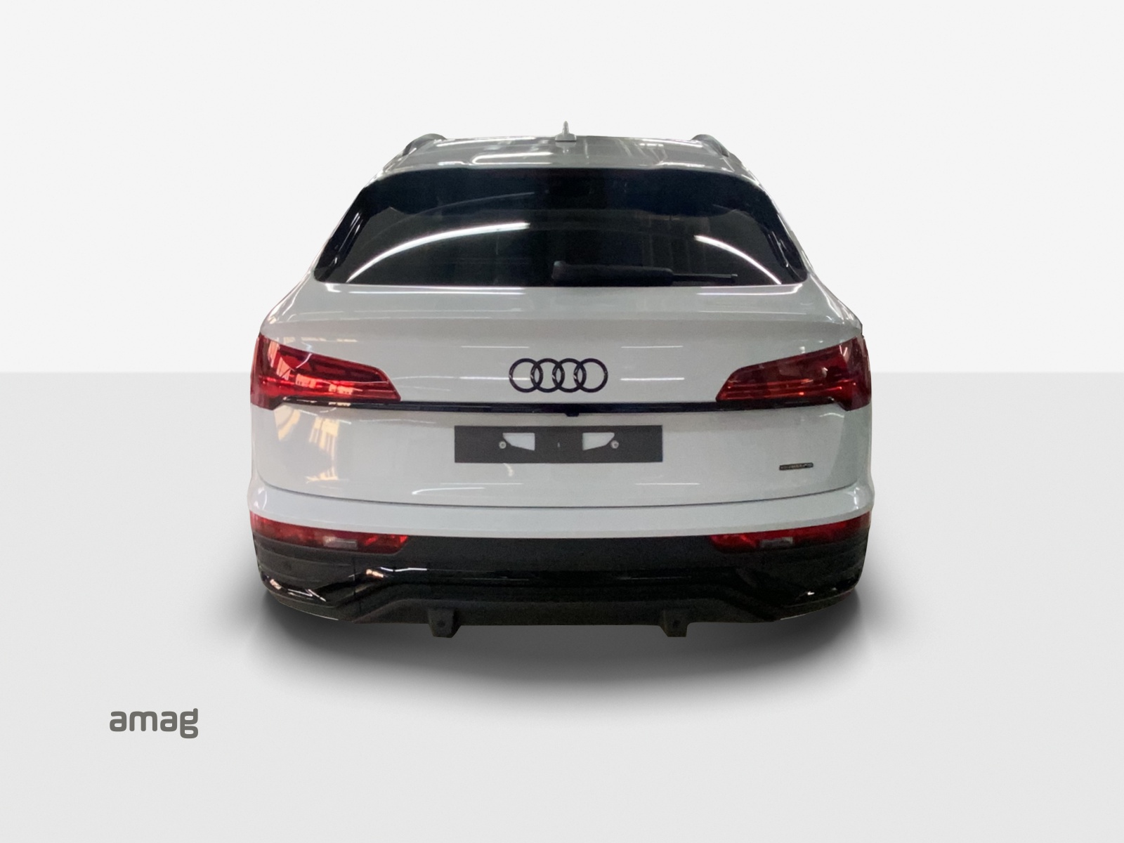 AUDI Q5 Sportback 50 TFSI e PHEV S line quattro S-tronic-image-5