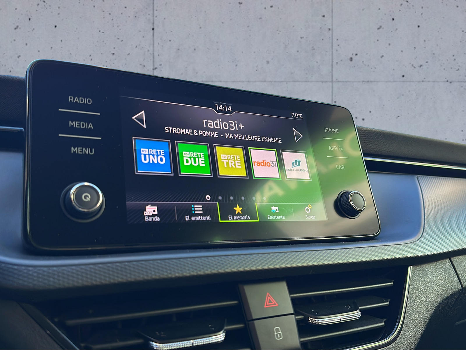 SKODA Kamiq 1.0 TSI Ambition DSG-image-13