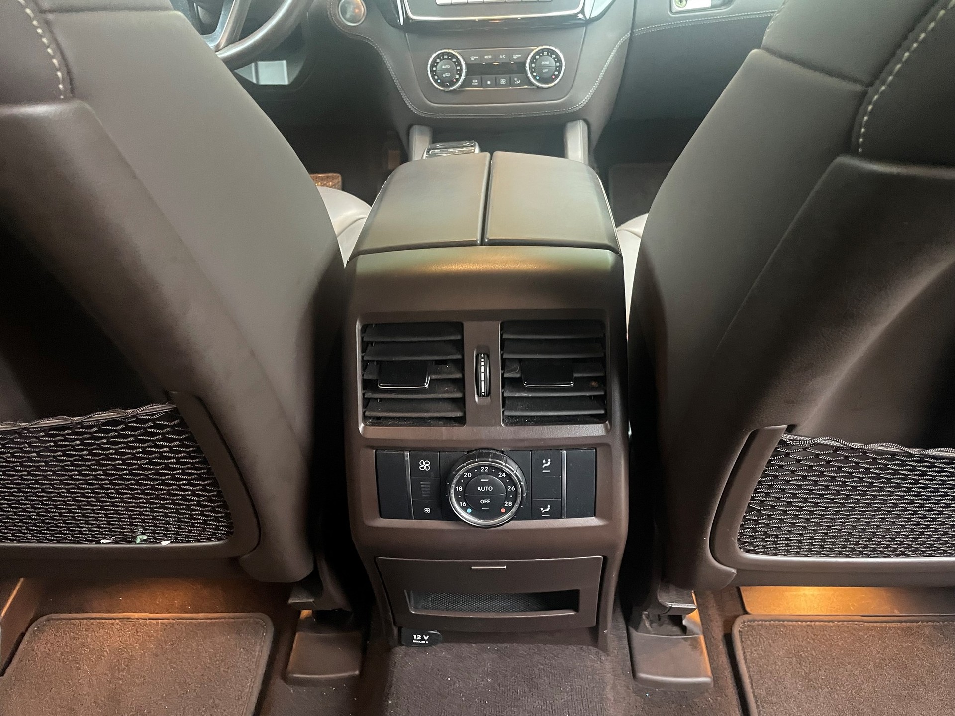 MERCEDES-BENZ GLE 350 d 4Matic AMG-Line 9G-Tronic-image-7