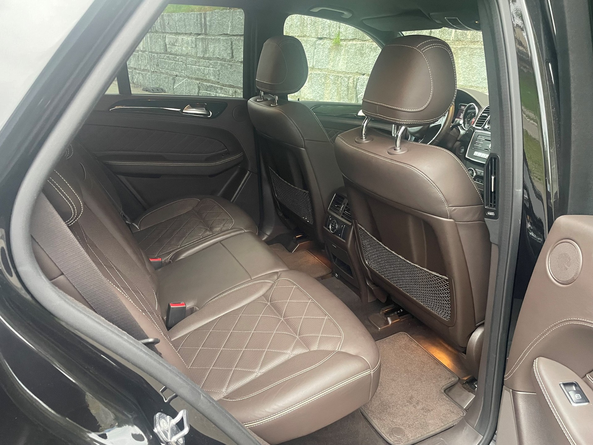 MERCEDES-BENZ GLE 350 d 4Matic AMG-Line 9G-Tronic-image-6