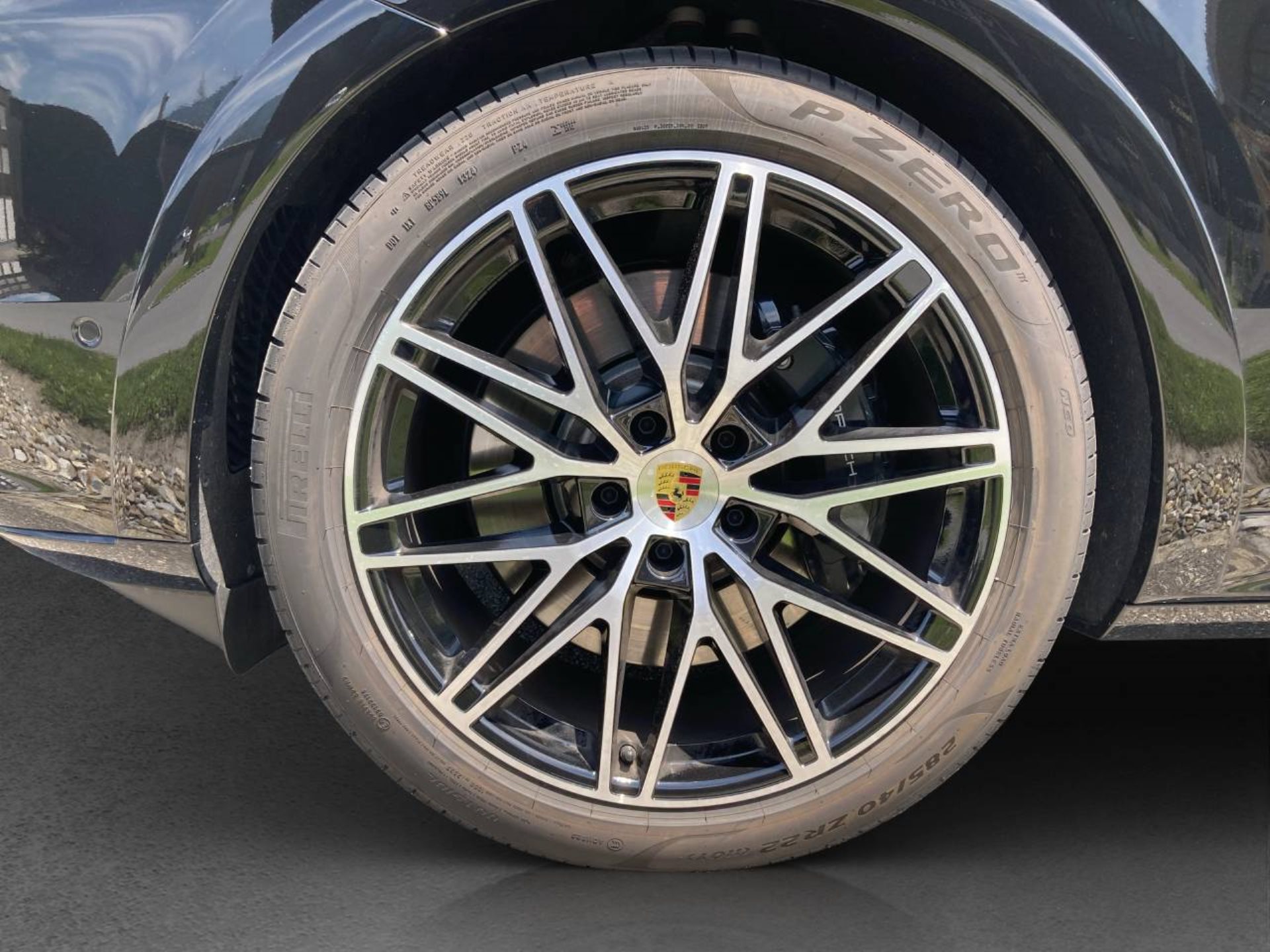PORSCHE Cayenne S E-Hybrid Coupé-image-27