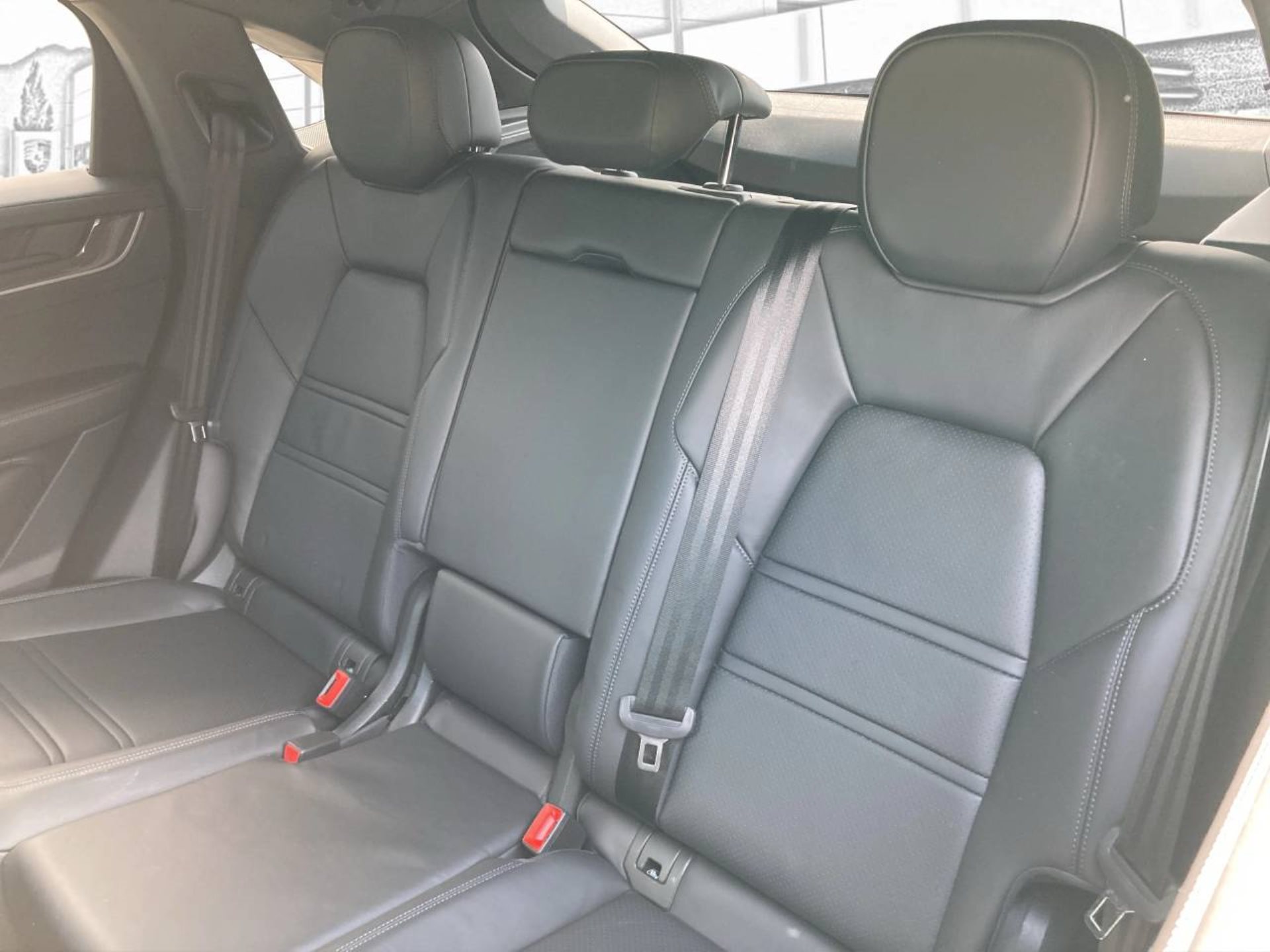 PORSCHE Cayenne S E-Hybrid Coupé-image-18