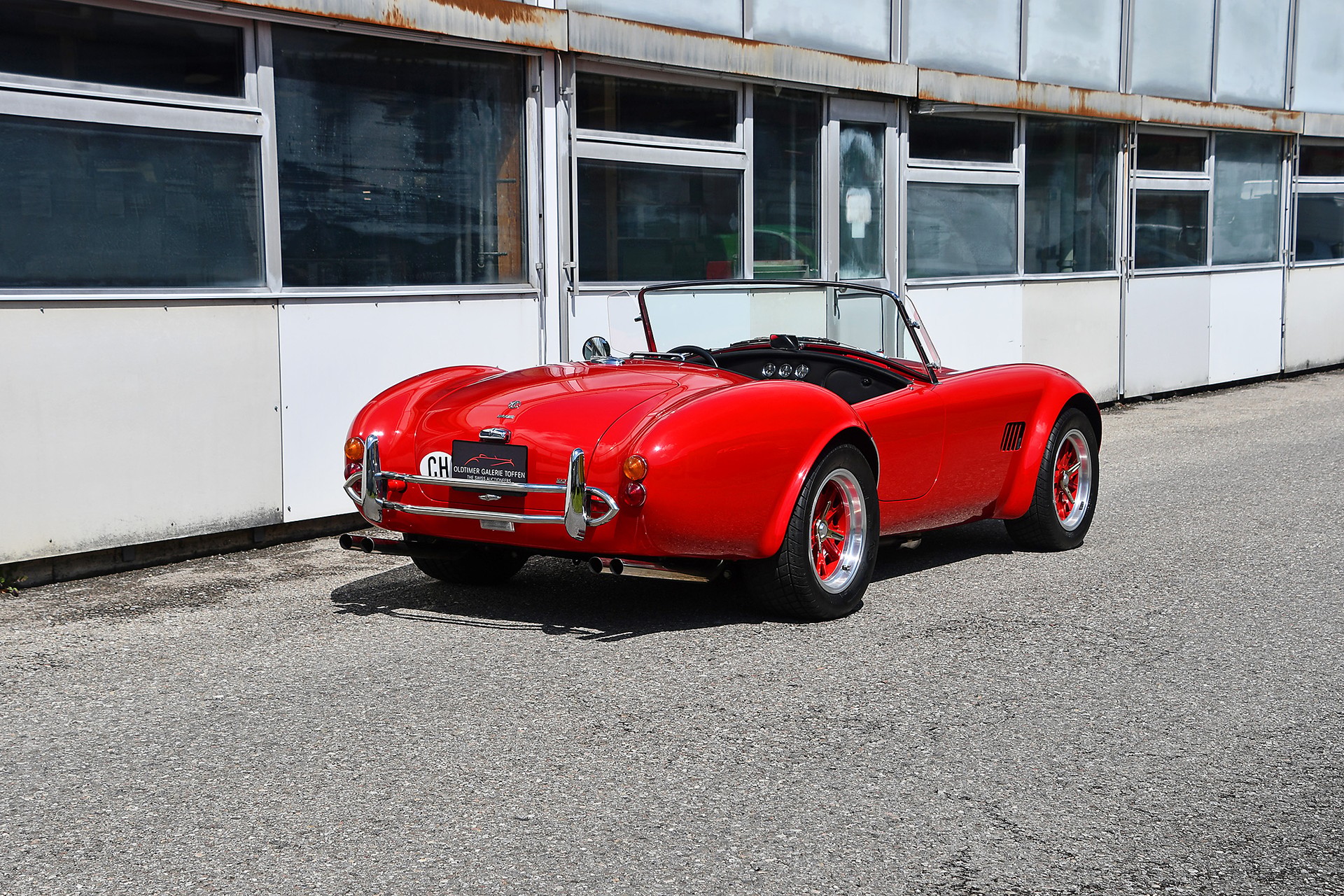 AC Cobra Mk IV "Ausstellungsfahrzeug Genfer Autosalon mit 4900km"-image-10