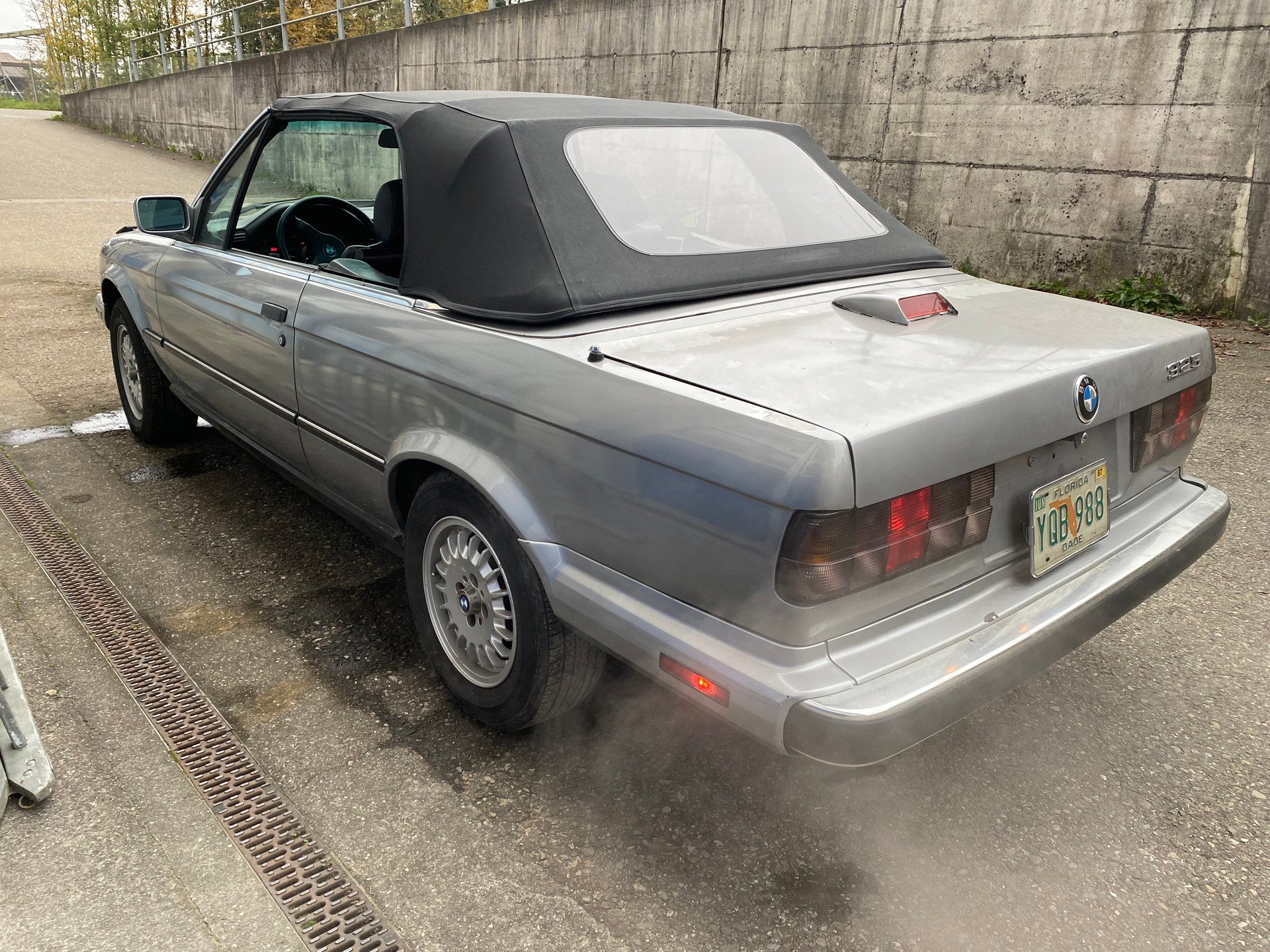 BMW 325-image-2