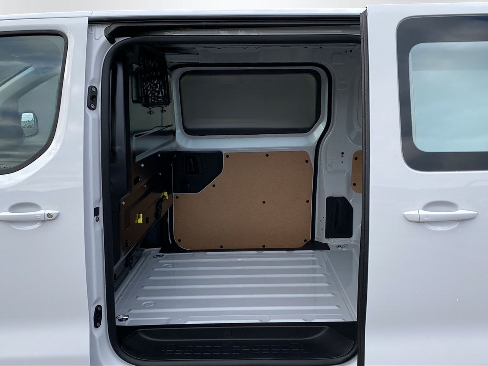 TOYOTA PROACE Van L1 2.0 D Comfort-image-10