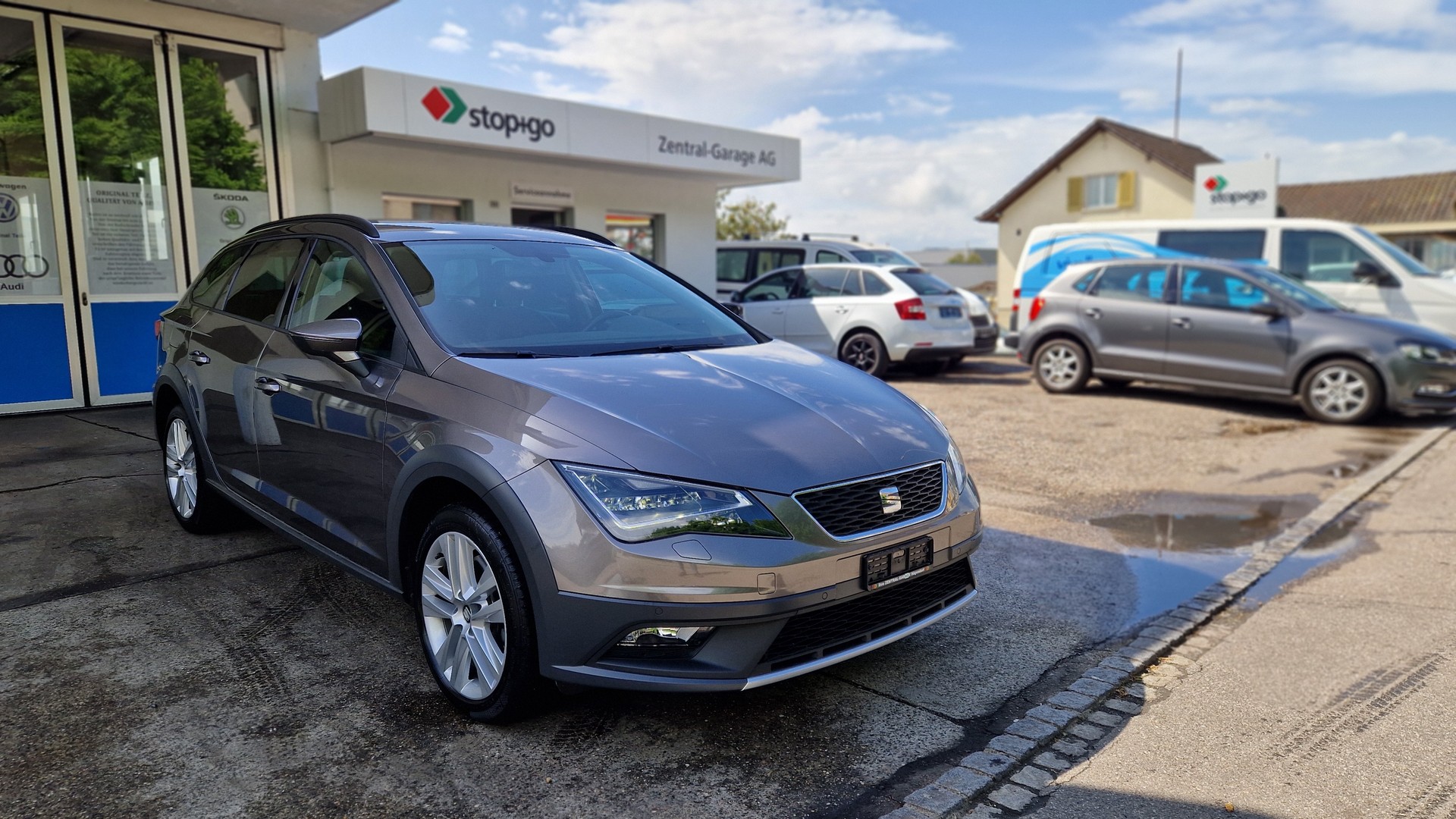 SEAT Leon ST 2.0 TDI X-Perience 4Drive DSG-image-0
