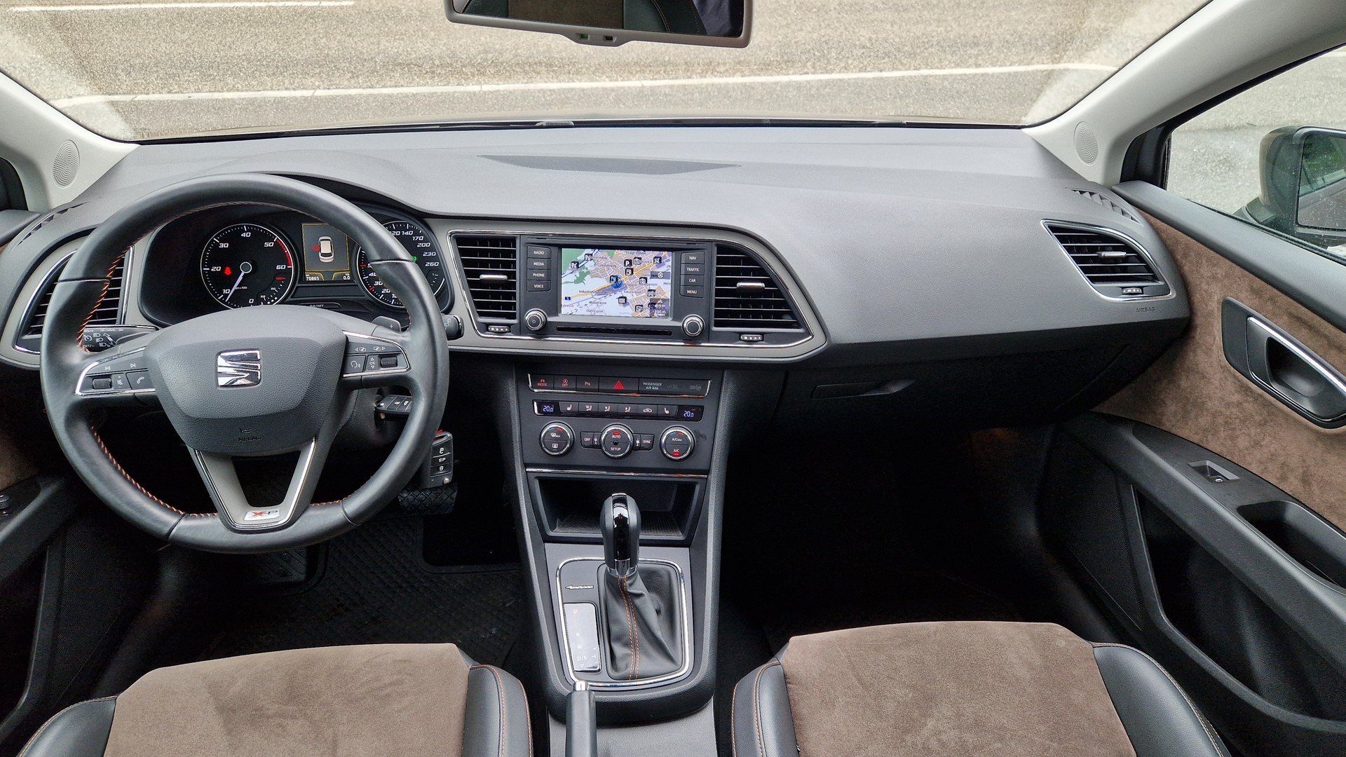 SEAT Leon ST 2.0 TDI X-Perience 4Drive DSG-image-5
