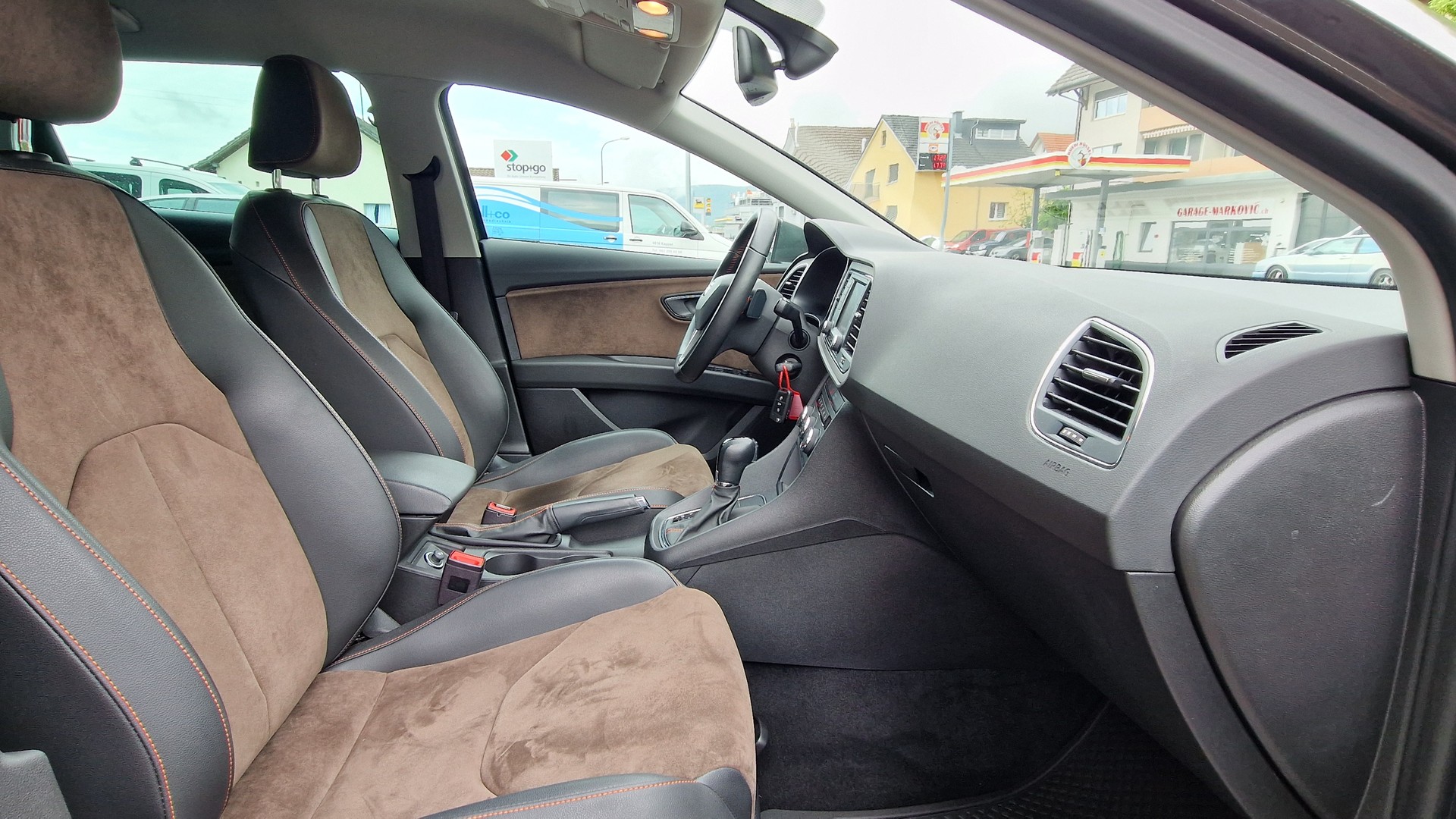 SEAT Leon ST 2.0 TDI X-Perience 4Drive DSG-image-6