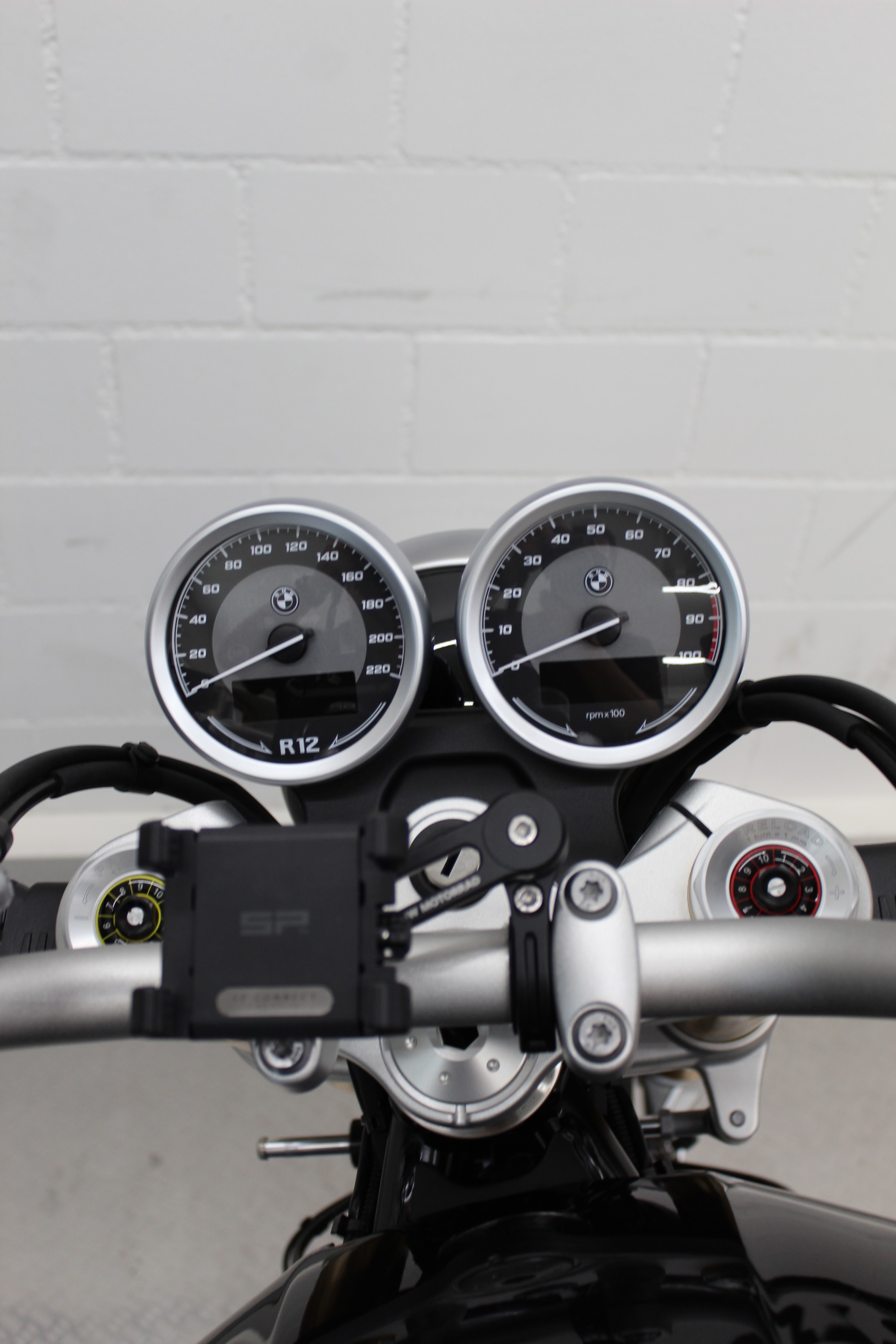 BMW R 12 nineT A2-image-8