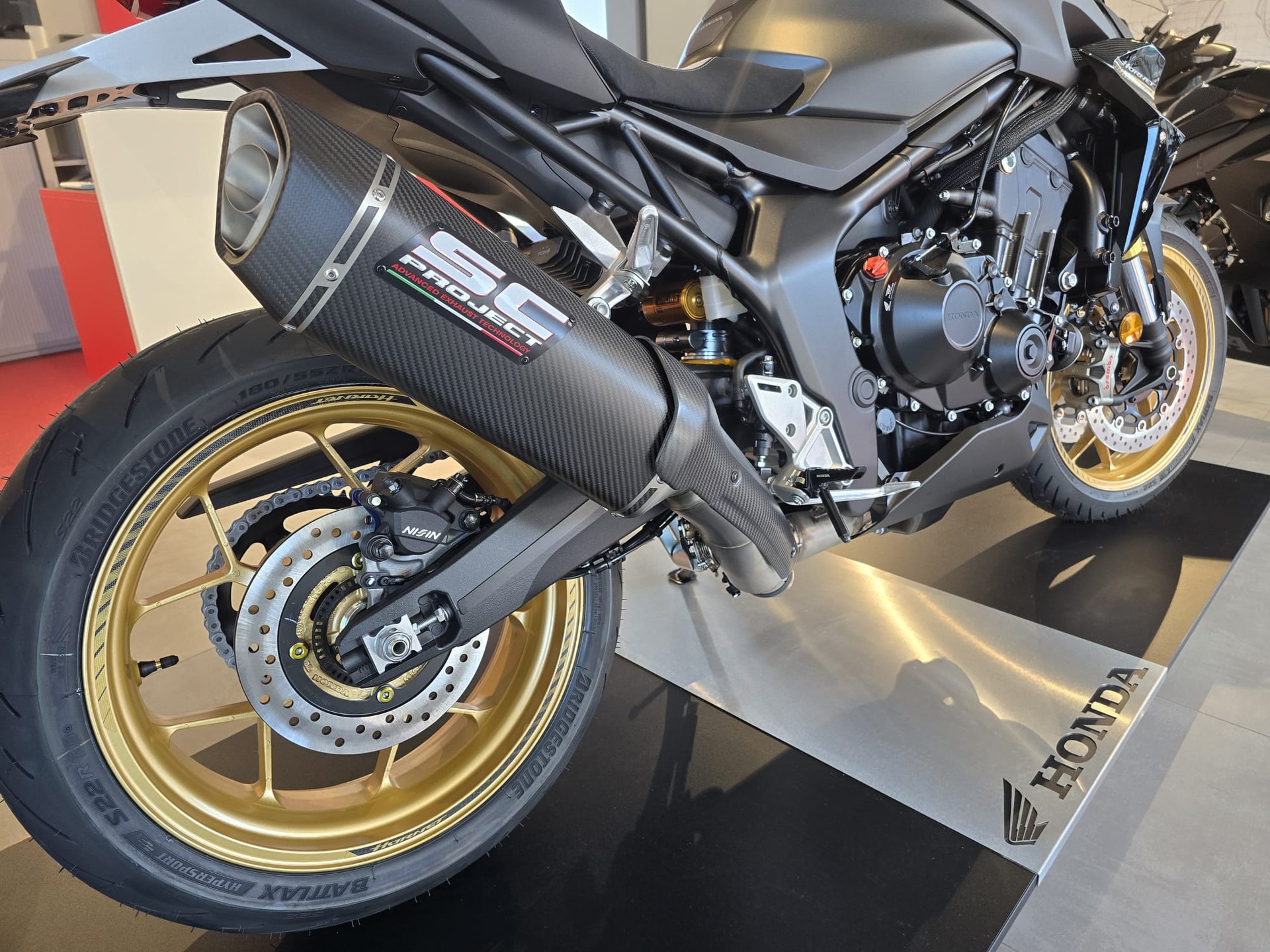 HONDA CB 1000 Hornet SP-showroom-element-2