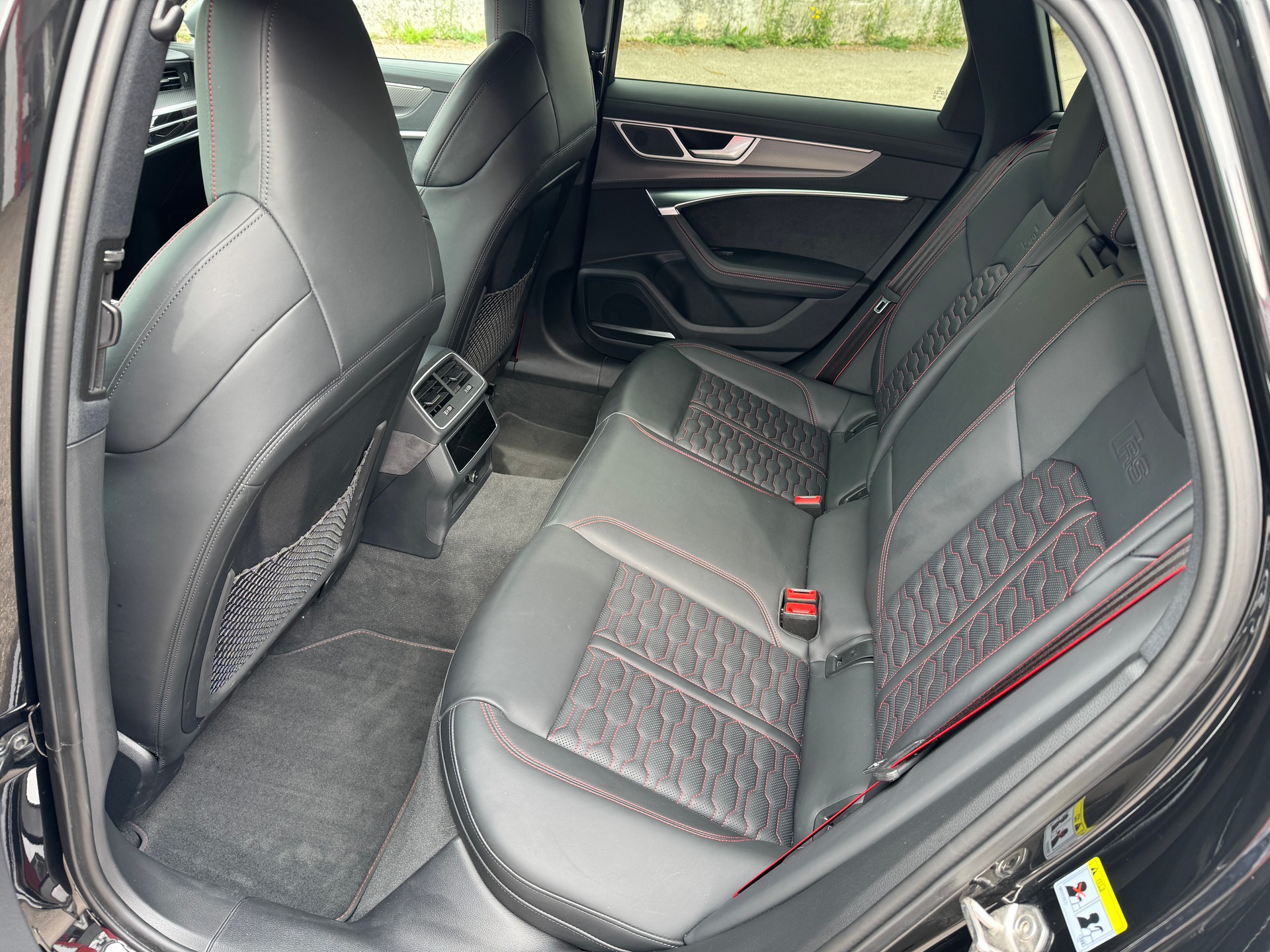 AUDI RS6 Avant 4.0 TFSI V8 Performance quattro-image-5