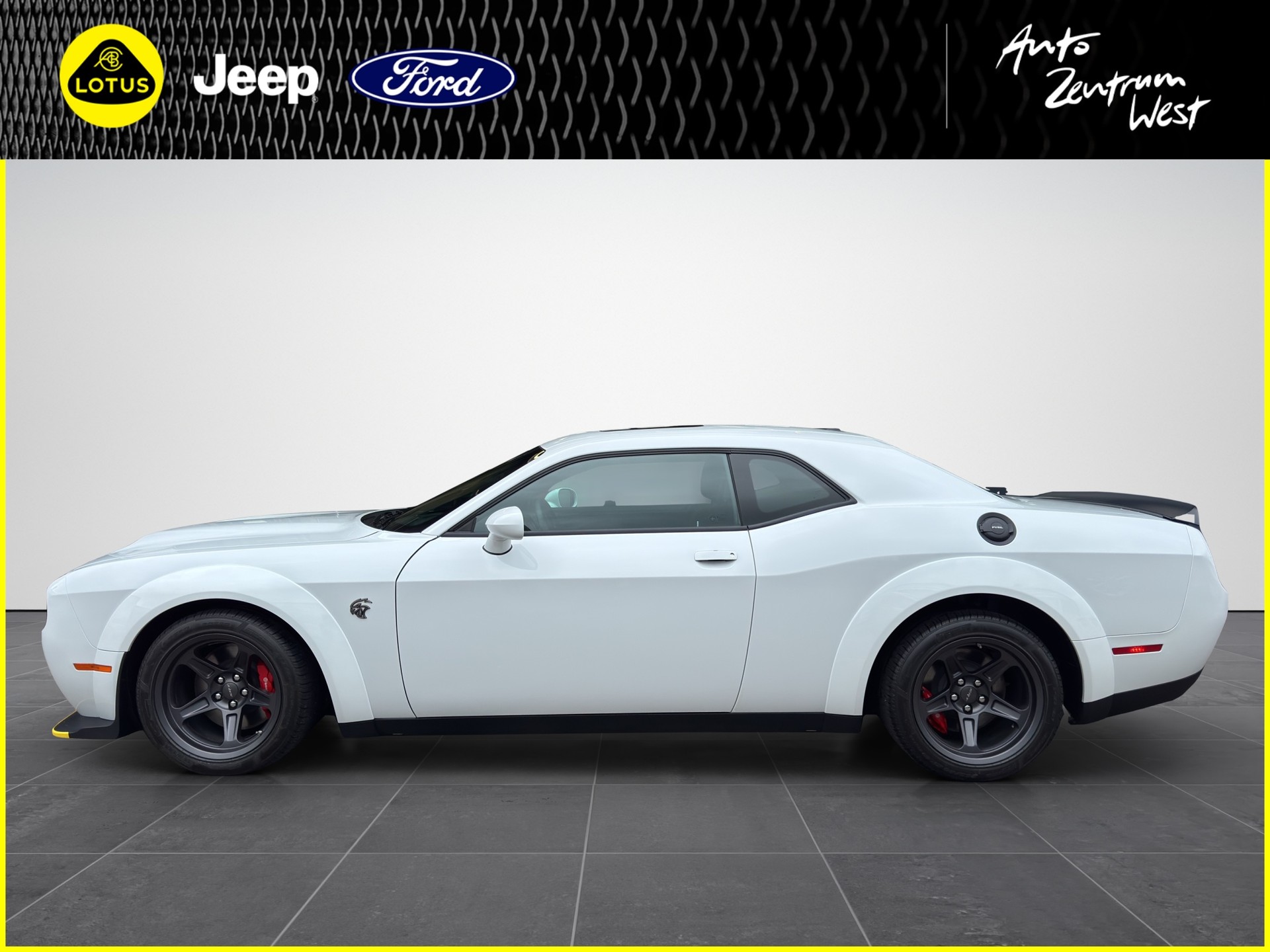 DODGE Challenger 6.2 V8 Redeye (SuperStock)-image-1