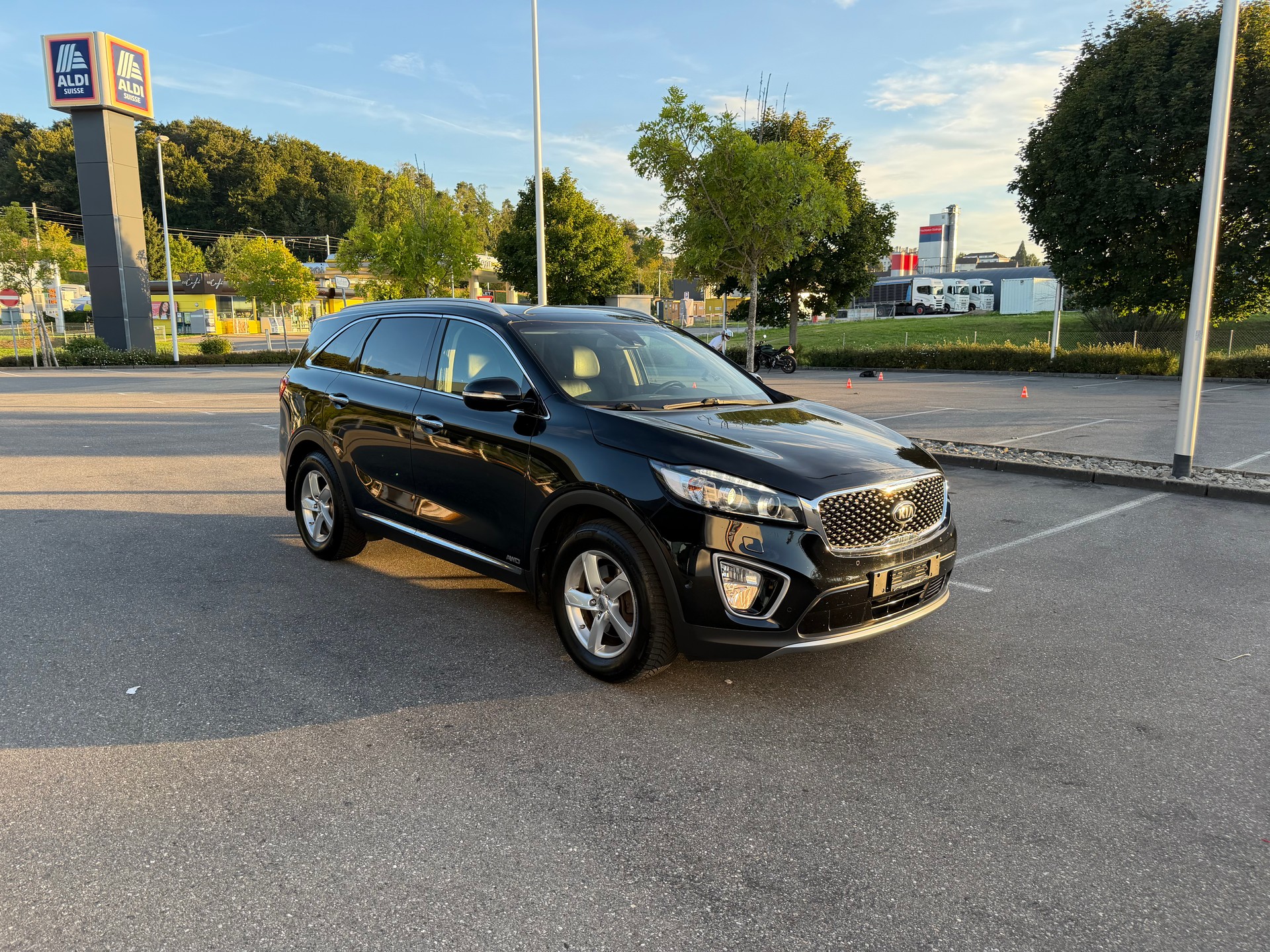 KIA Sorento 2.2 CRDI Style 7P. Automatic-image-1