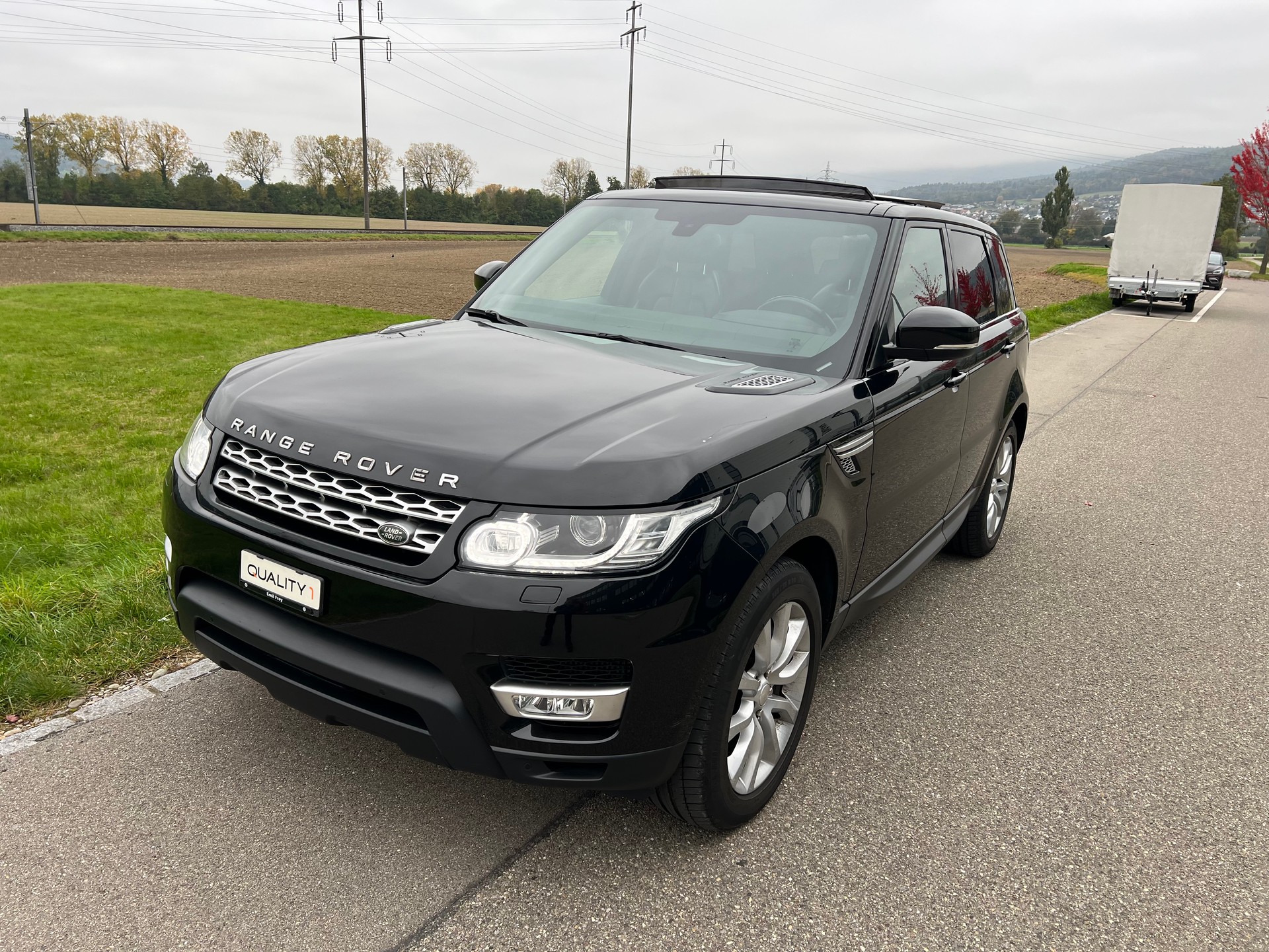LAND ROVER Range Rover Sport 3.0 SDV6 HSE -7 Plätzer Automatic-image-1