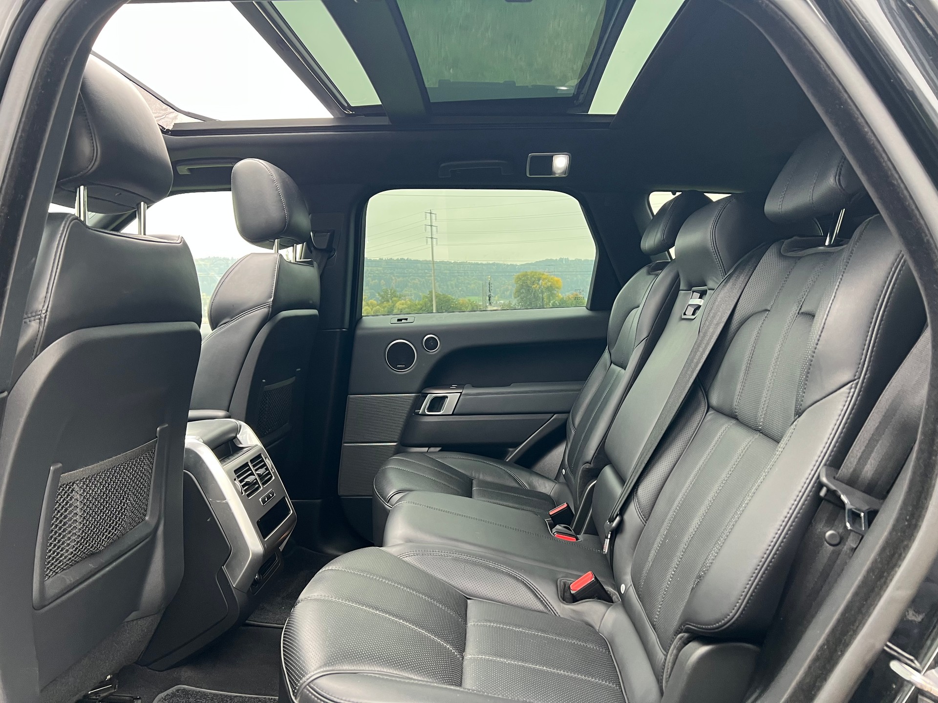LAND ROVER Range Rover Sport 3.0 SDV6 HSE -7 Plätzer Automatic-image-21