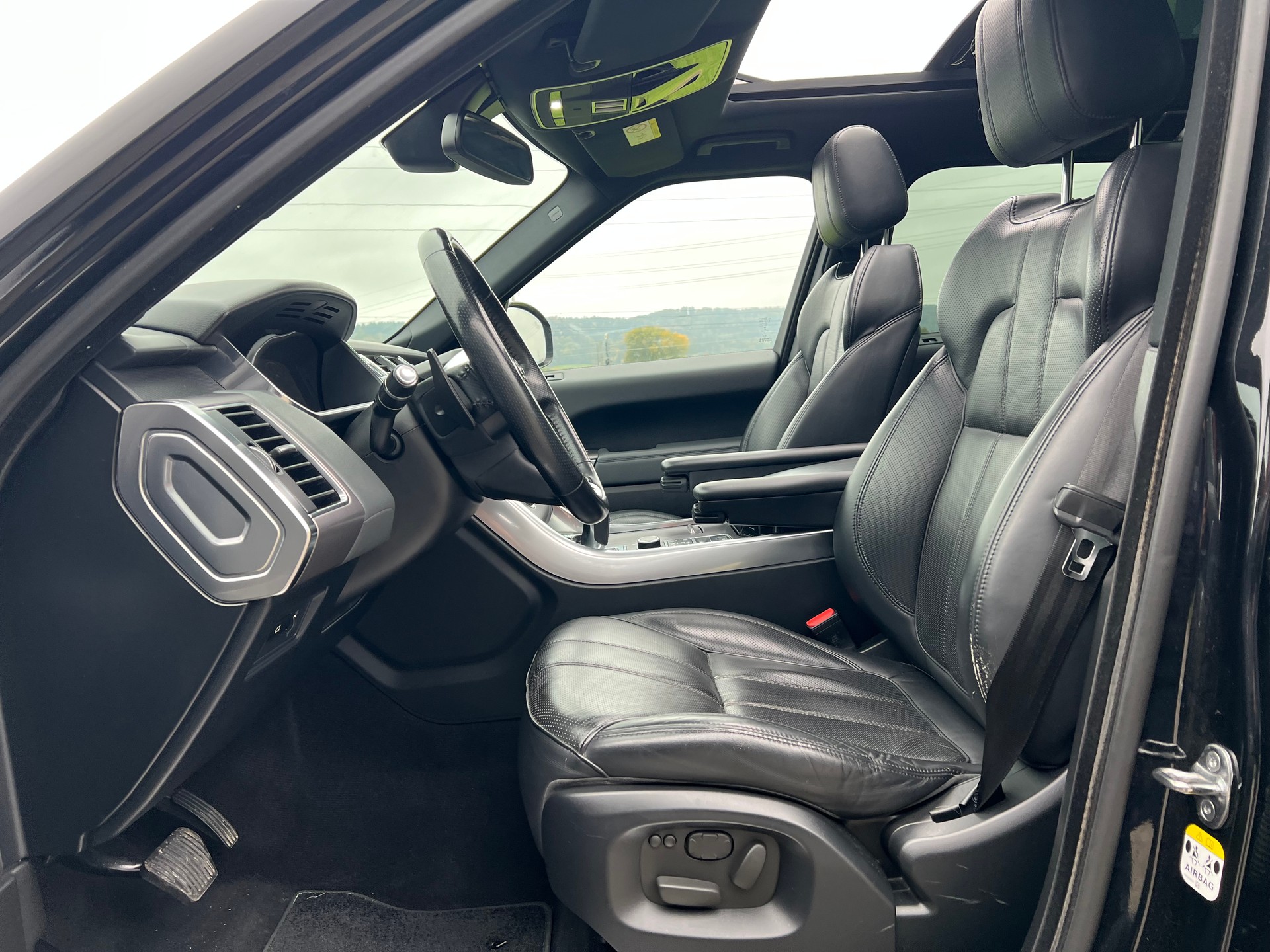 LAND ROVER Range Rover Sport 3.0 SDV6 HSE -7 Plätzer Automatic-image-22