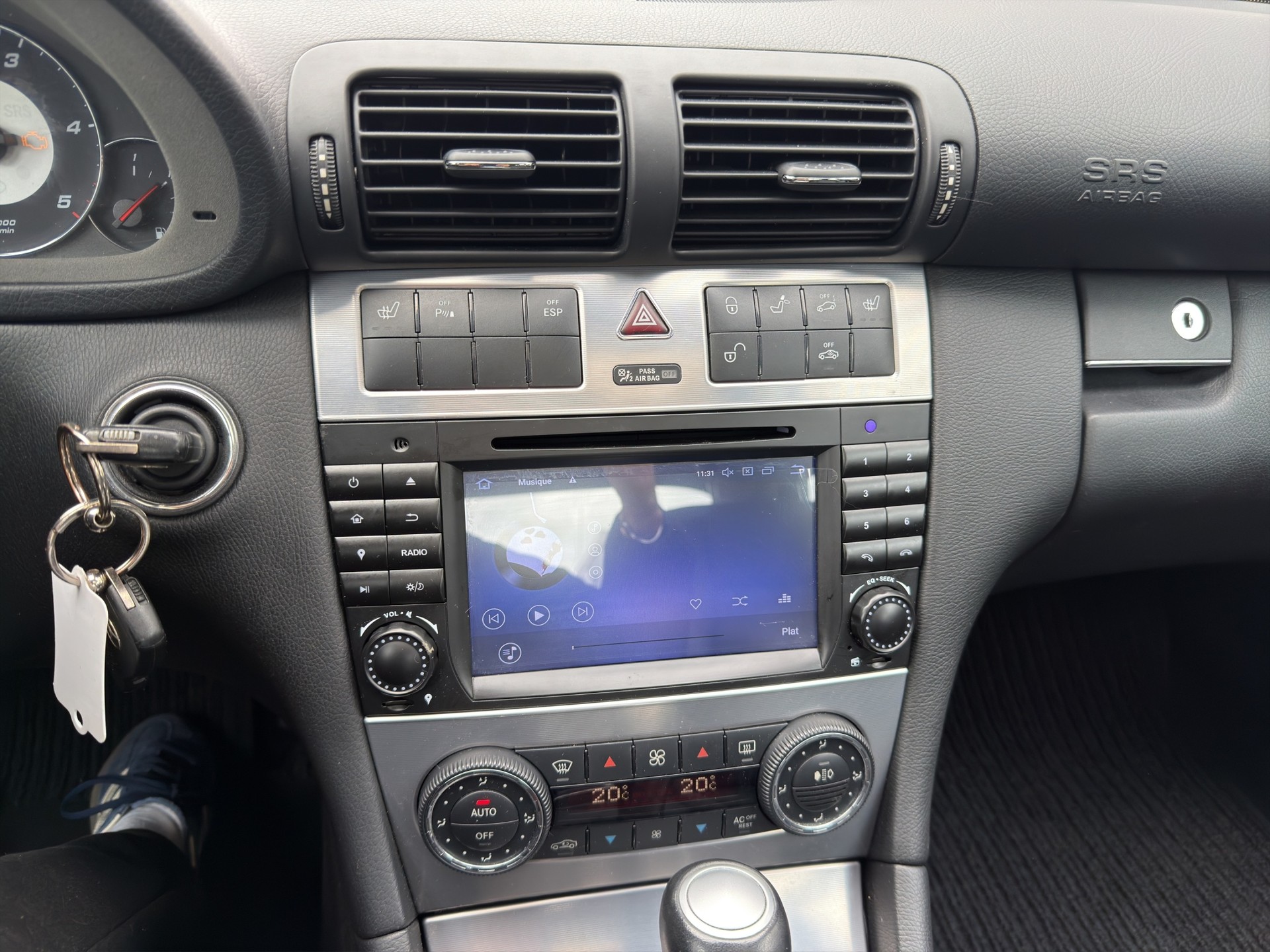MERCEDES-BENZ C 30 CDI AMG-image-9