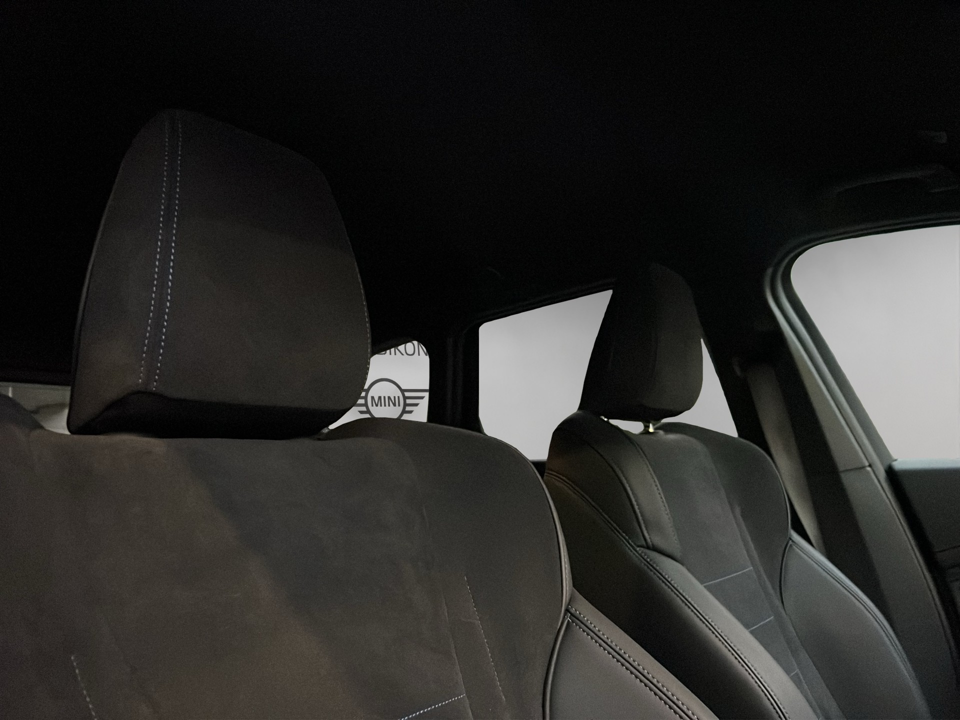 BMW X1 xDrive 20d 48V M Sport-image-18