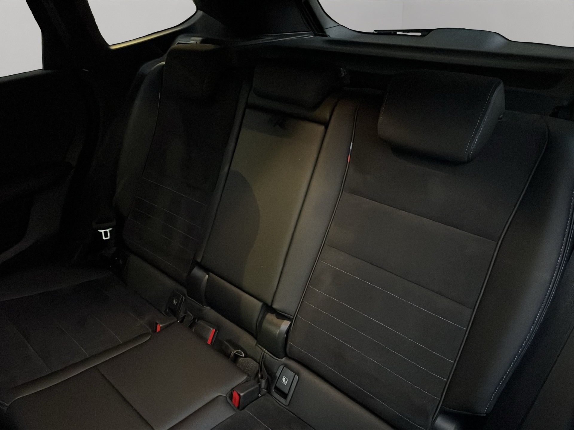 BMW X1 xDrive 20d 48V M Sport-image-16