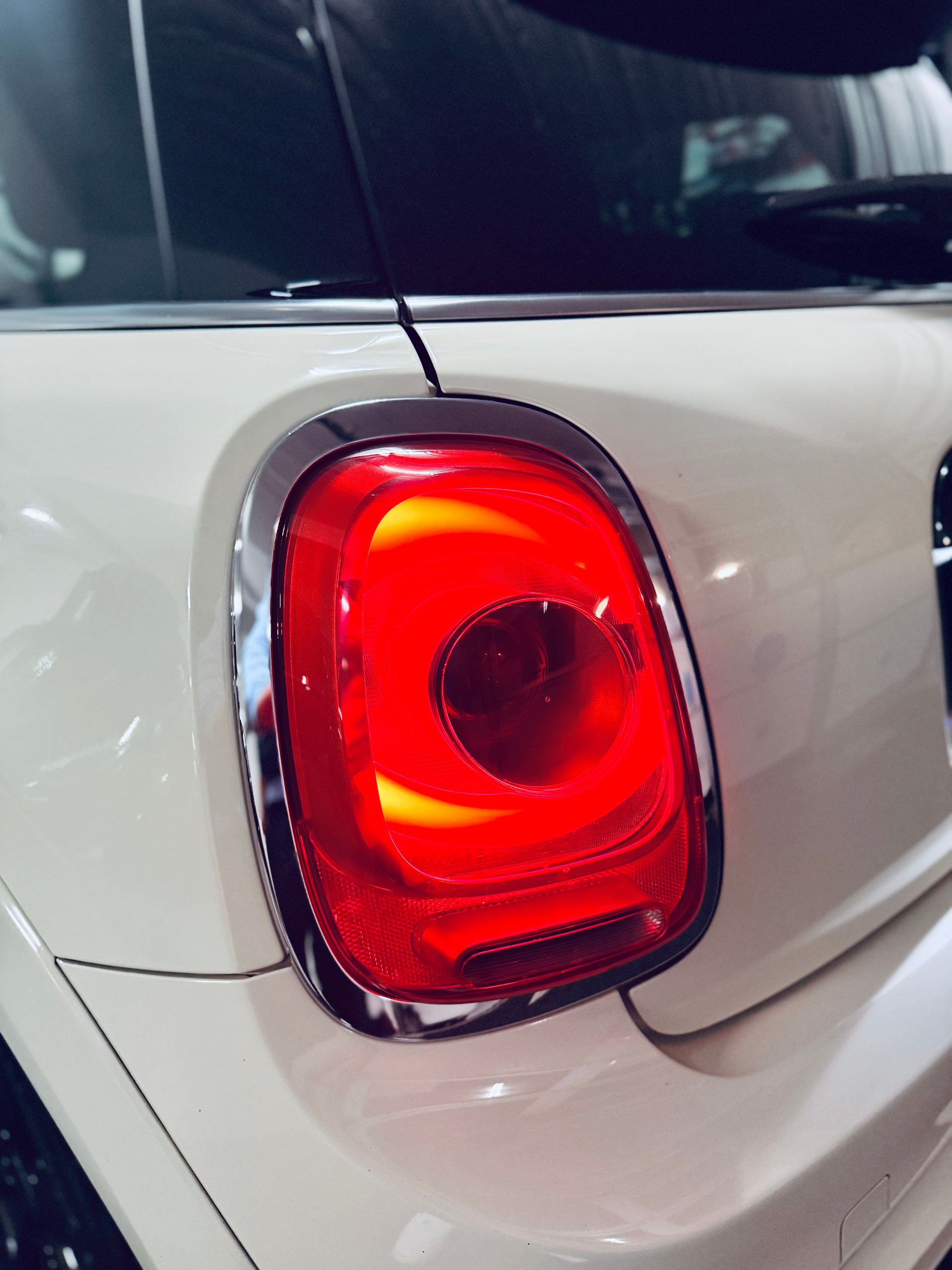 MINI Cooper S-image-8