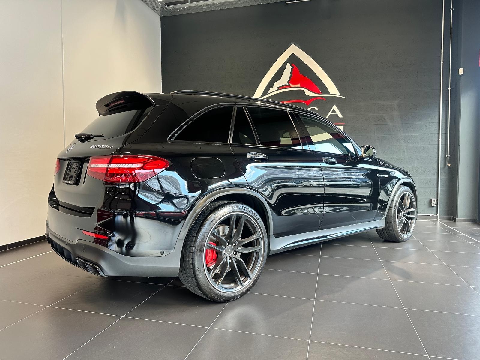 MERCEDES-BENZ GLC 63 S AMG 4Matic+ 9G-Tronic-image-4