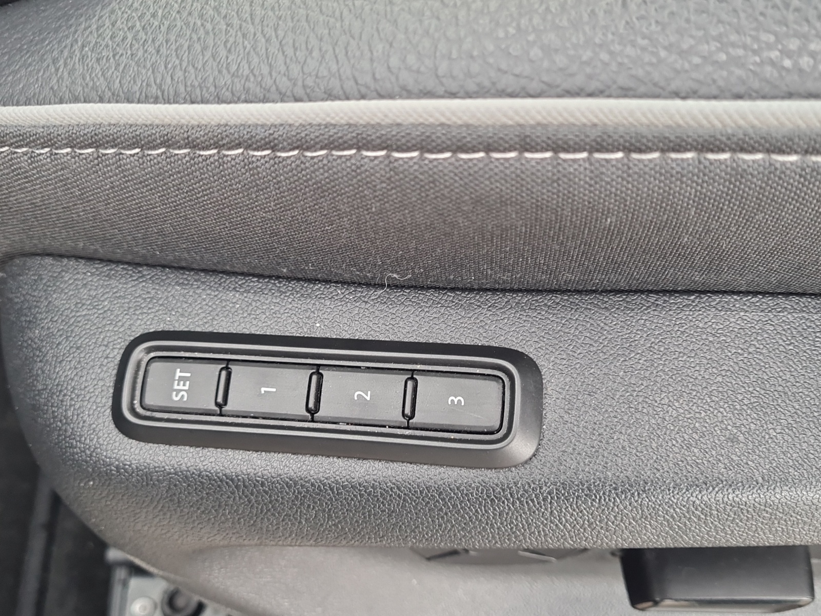 SKODA Kodiaq 2.0 TDI Sportline 4x4-image-12