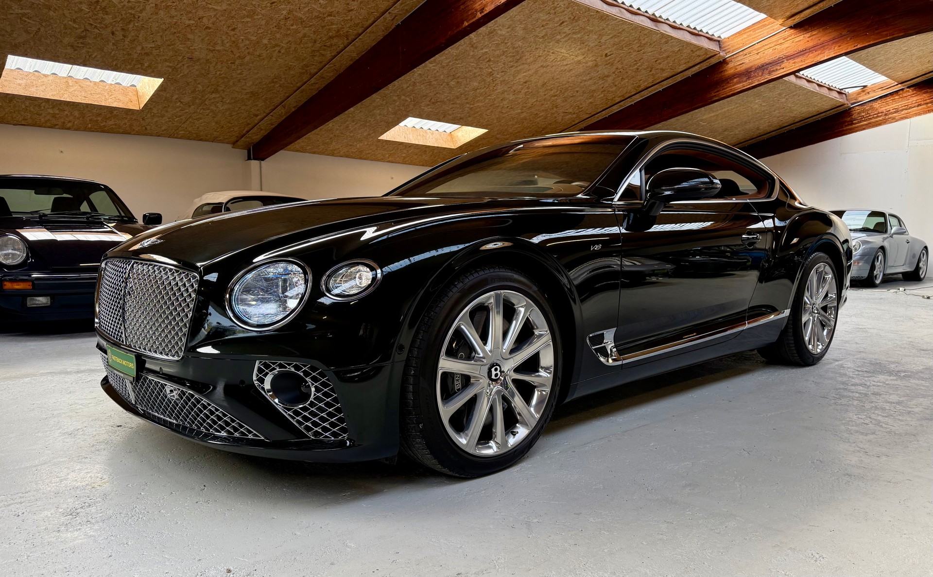 BENTLEY Continental GT 4.0 V8-image-0