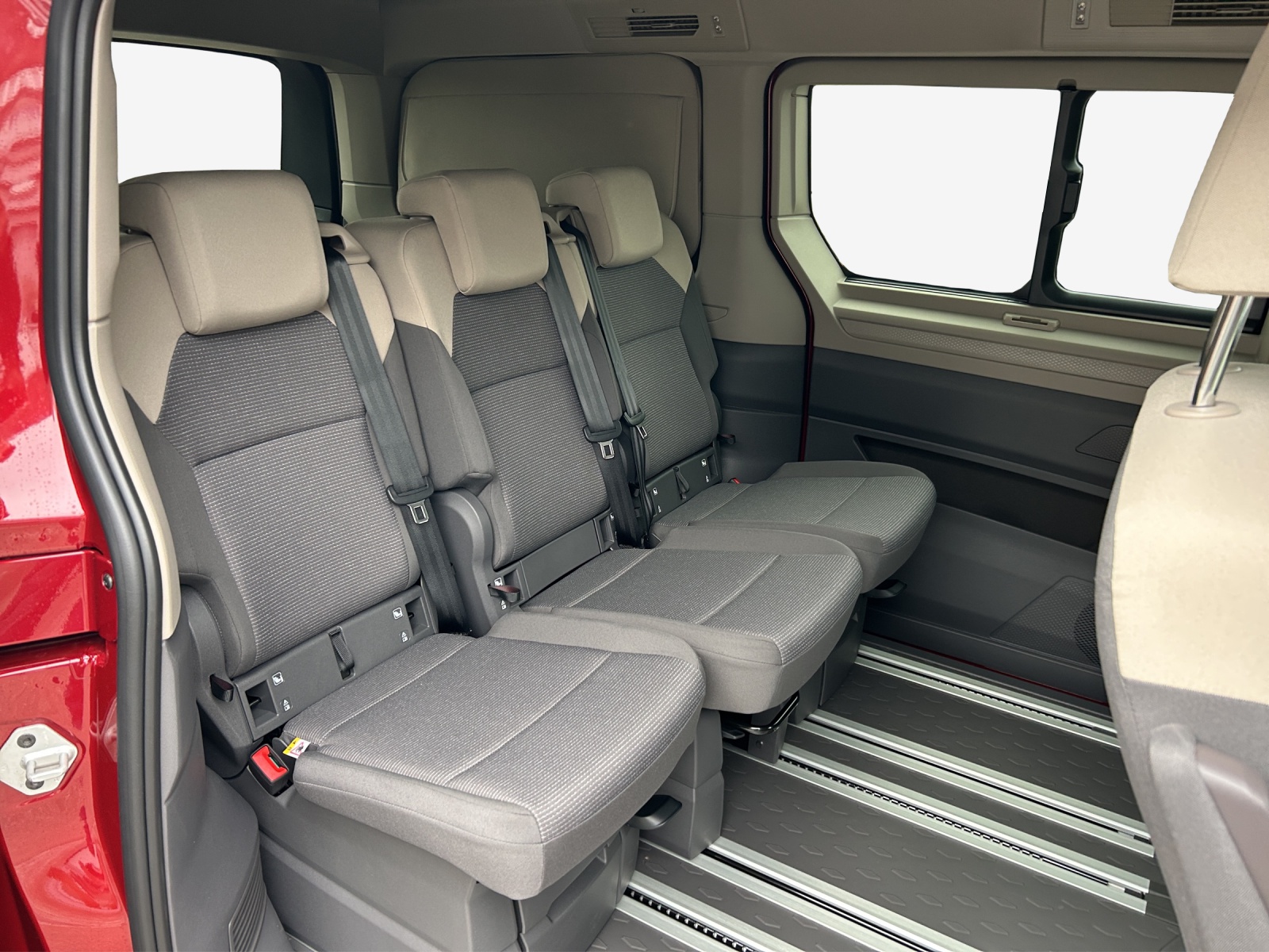 VW California 2.0 TDI Beach Tour-image-15