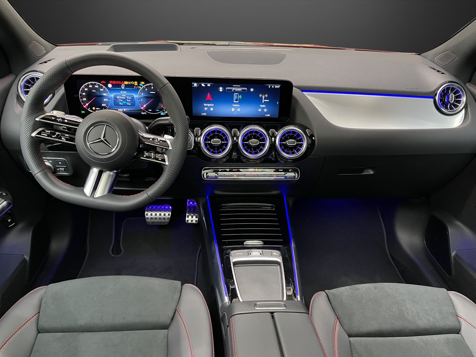 MERCEDES-BENZ GLA 200 7G-DCT Night Star-image-8