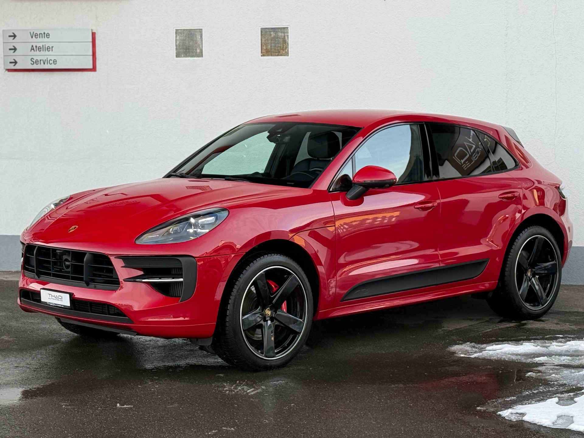 PORSCHE Macan GTS PDK-showroom-element-2