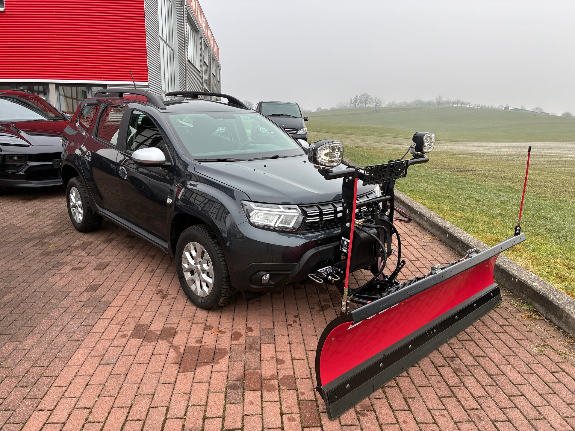 DACIA Duster Diesel Winterdienst
