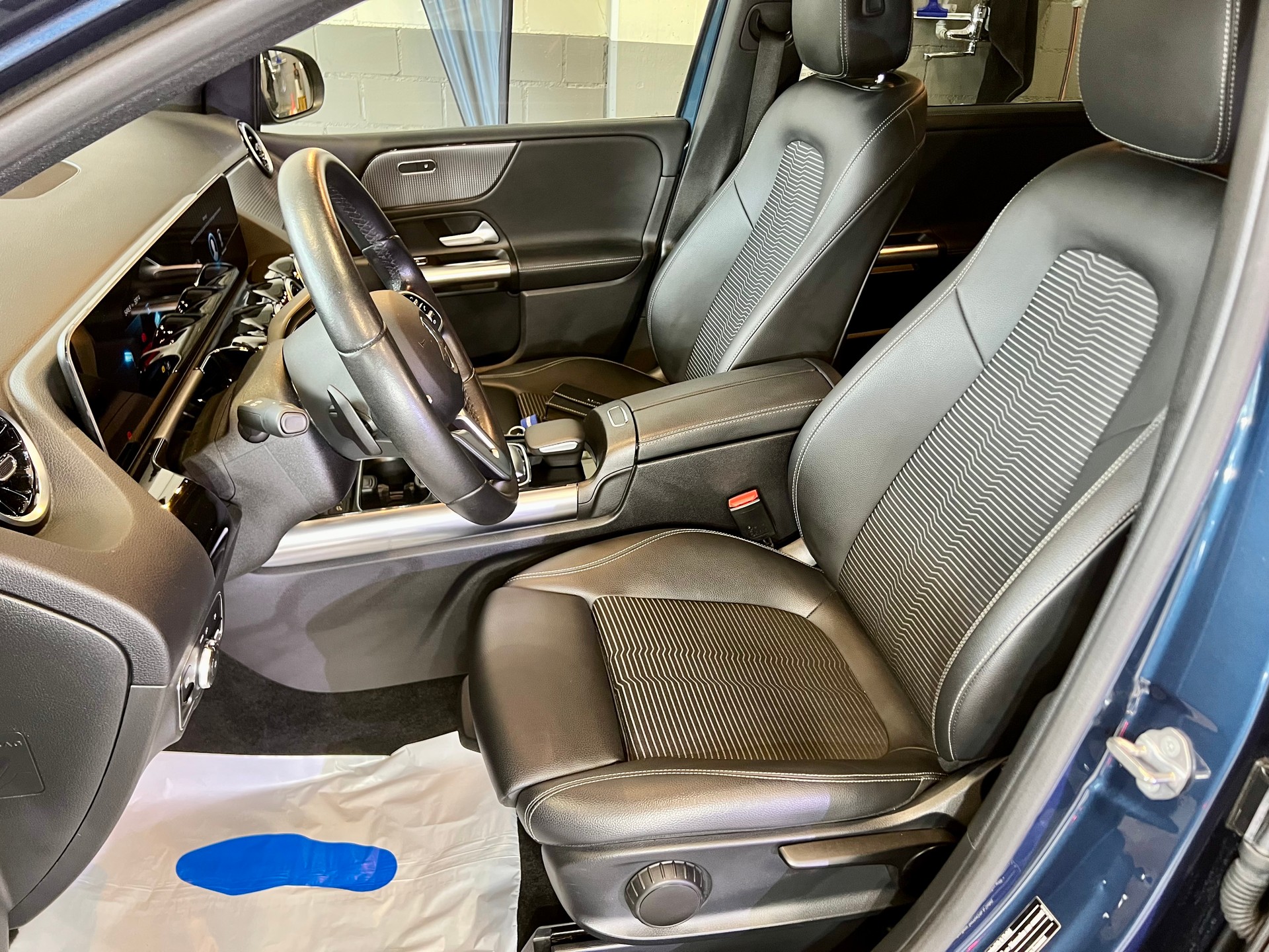 MERCEDES-BENZ B 200 Progressive 7G-DCT-image-8