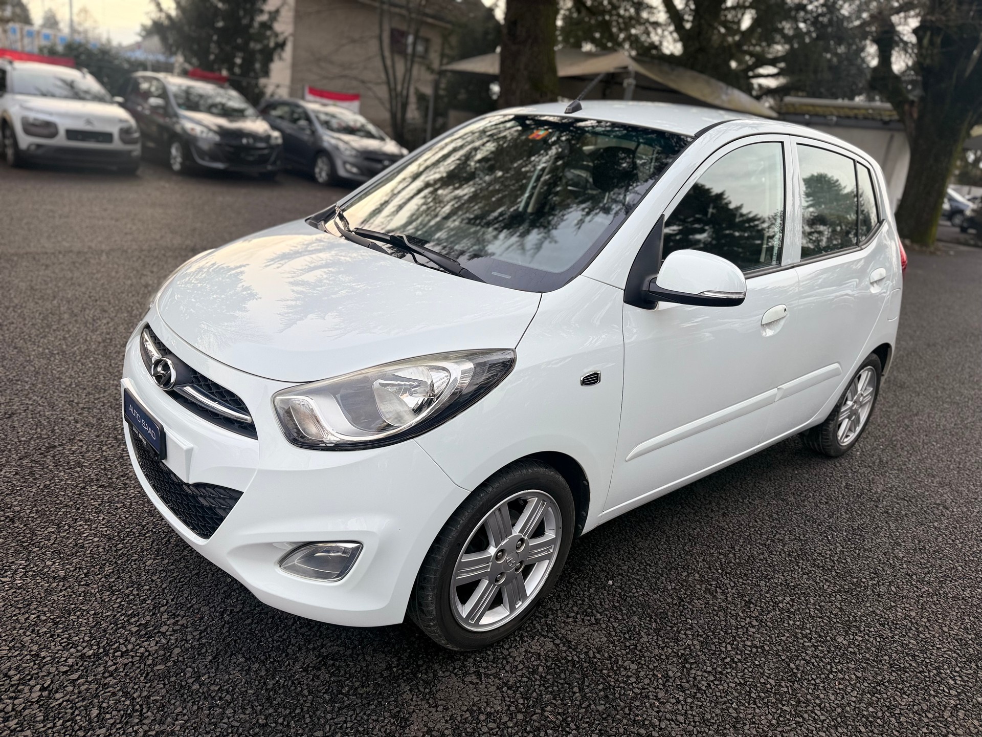 HYUNDAI i10 1.2 Style-image-1