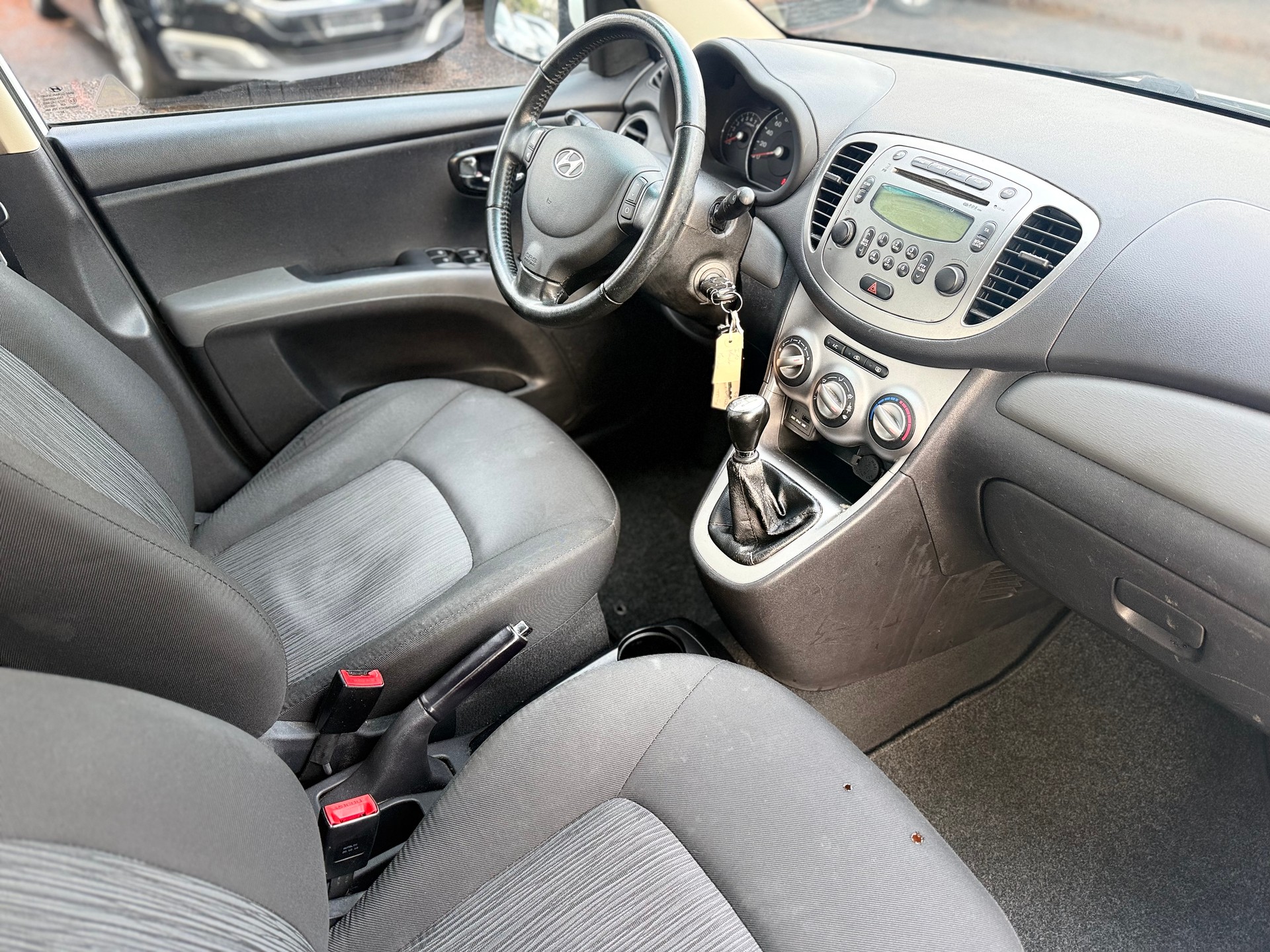 HYUNDAI i10 1.2 Style-image-6