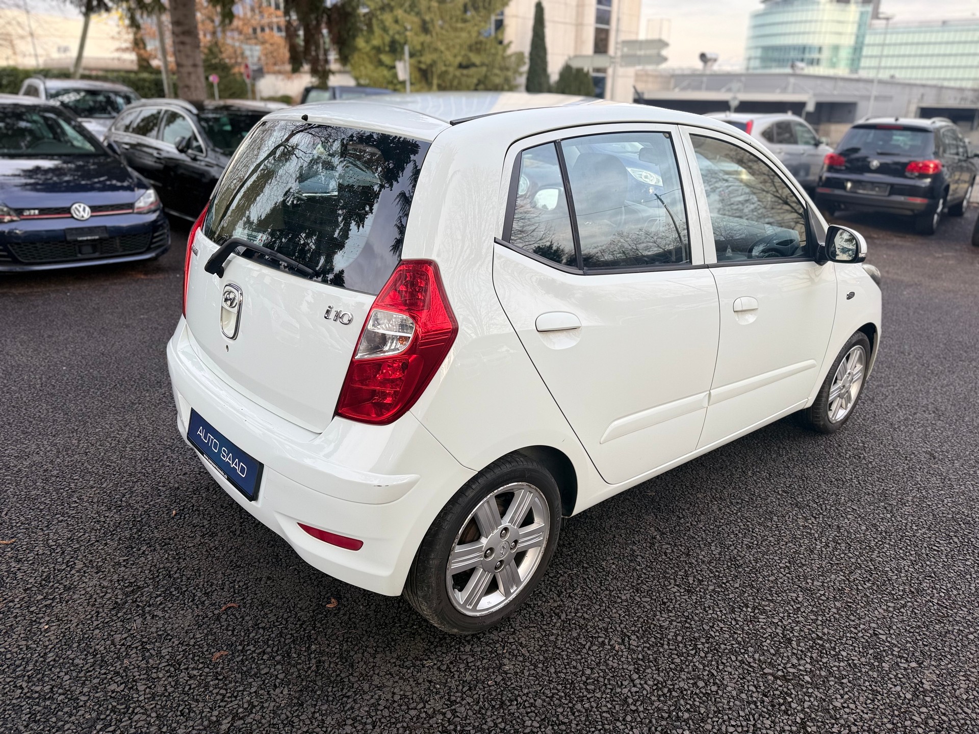 HYUNDAI i10 1.2 Style-image-4