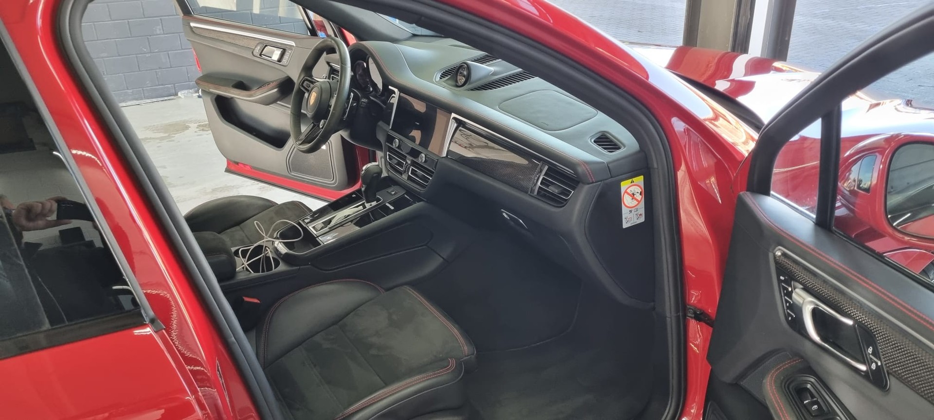 PORSCHE Macan GTS PDK-image-8